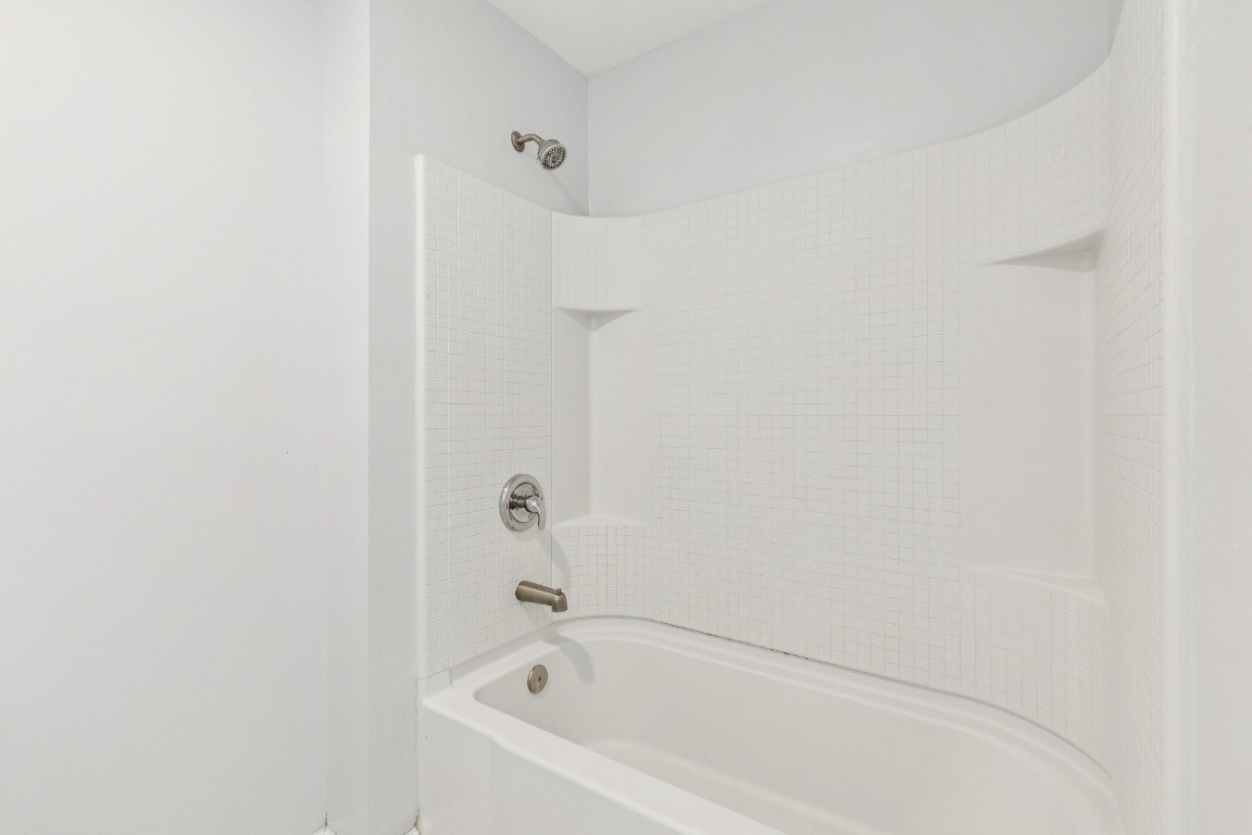 945 Manson Crossing Dr Property Photo 25