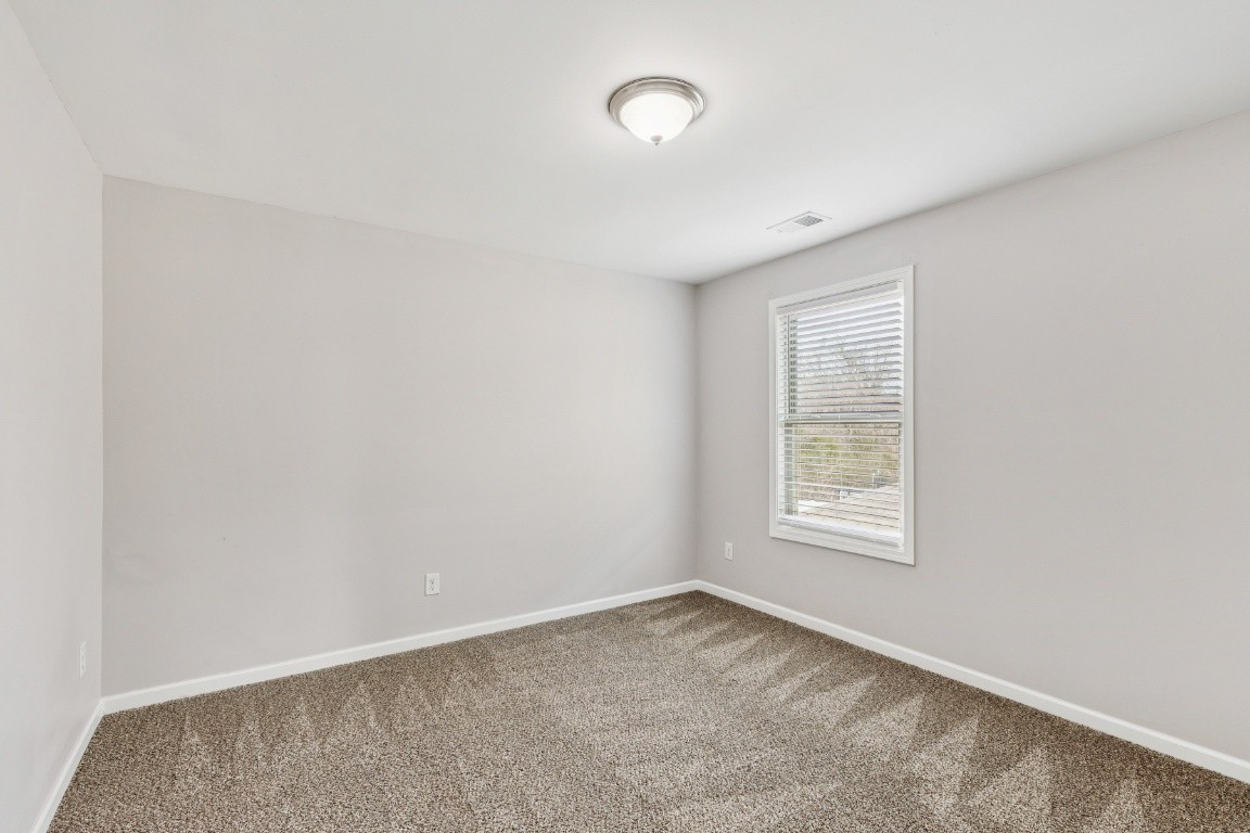 945 Manson Crossing Dr Property Photo 33