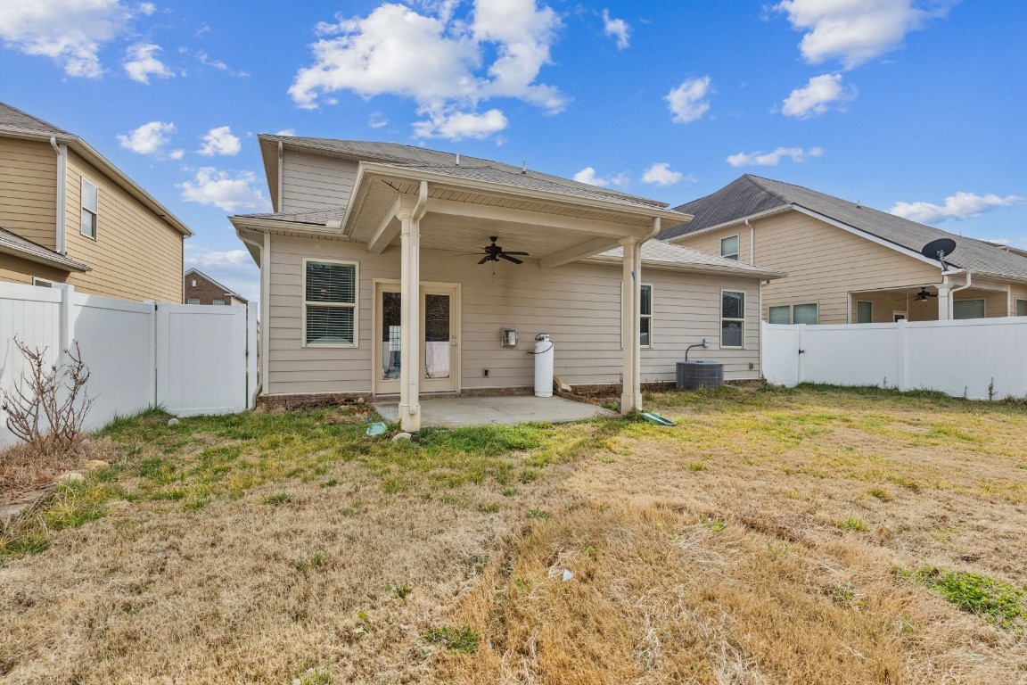 945 Manson Crossing Dr Property Photo 37