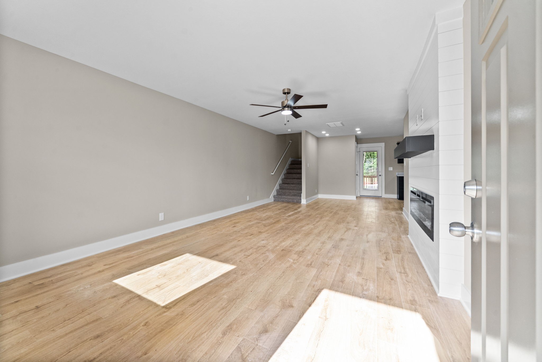 330 Cardinal Creek Property Photo 5