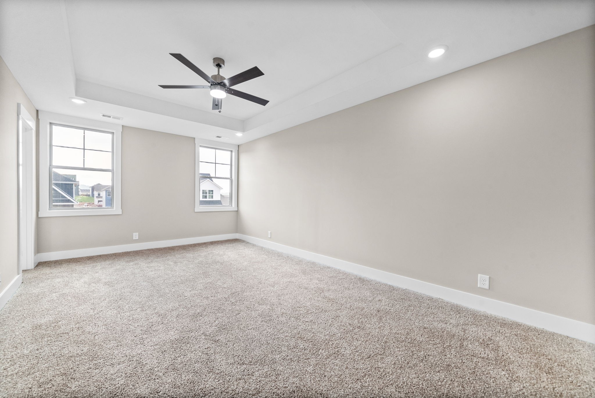 330 Cardinal Creek Property Photo 17
