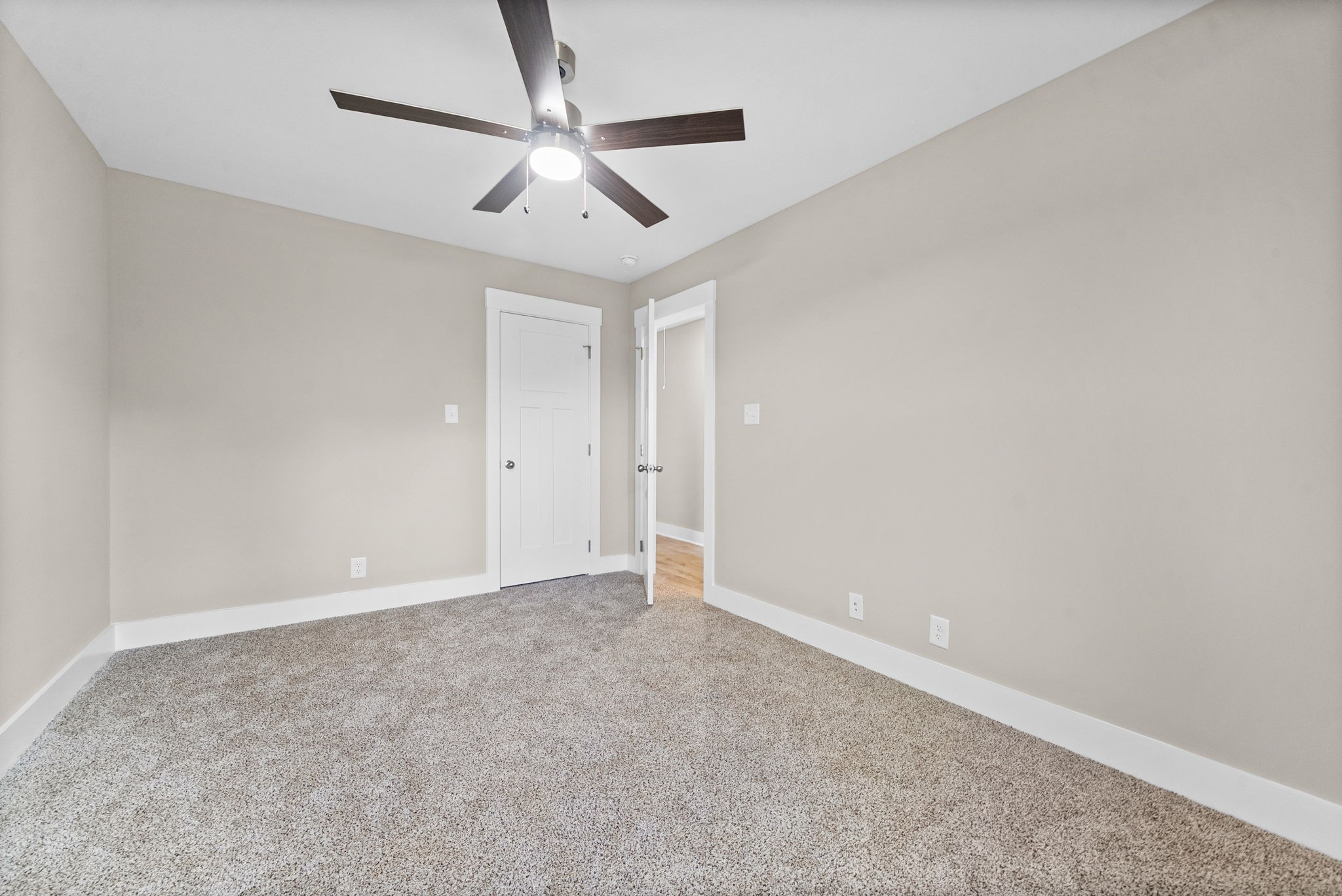 330 Cardinal Creek Property Photo 22
