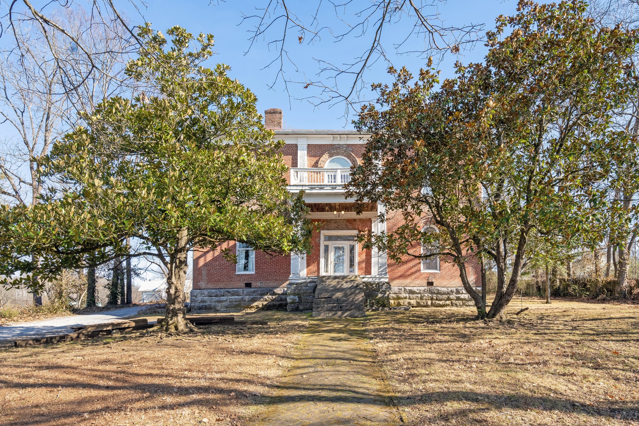 307 Vine St, S Property Photo 1