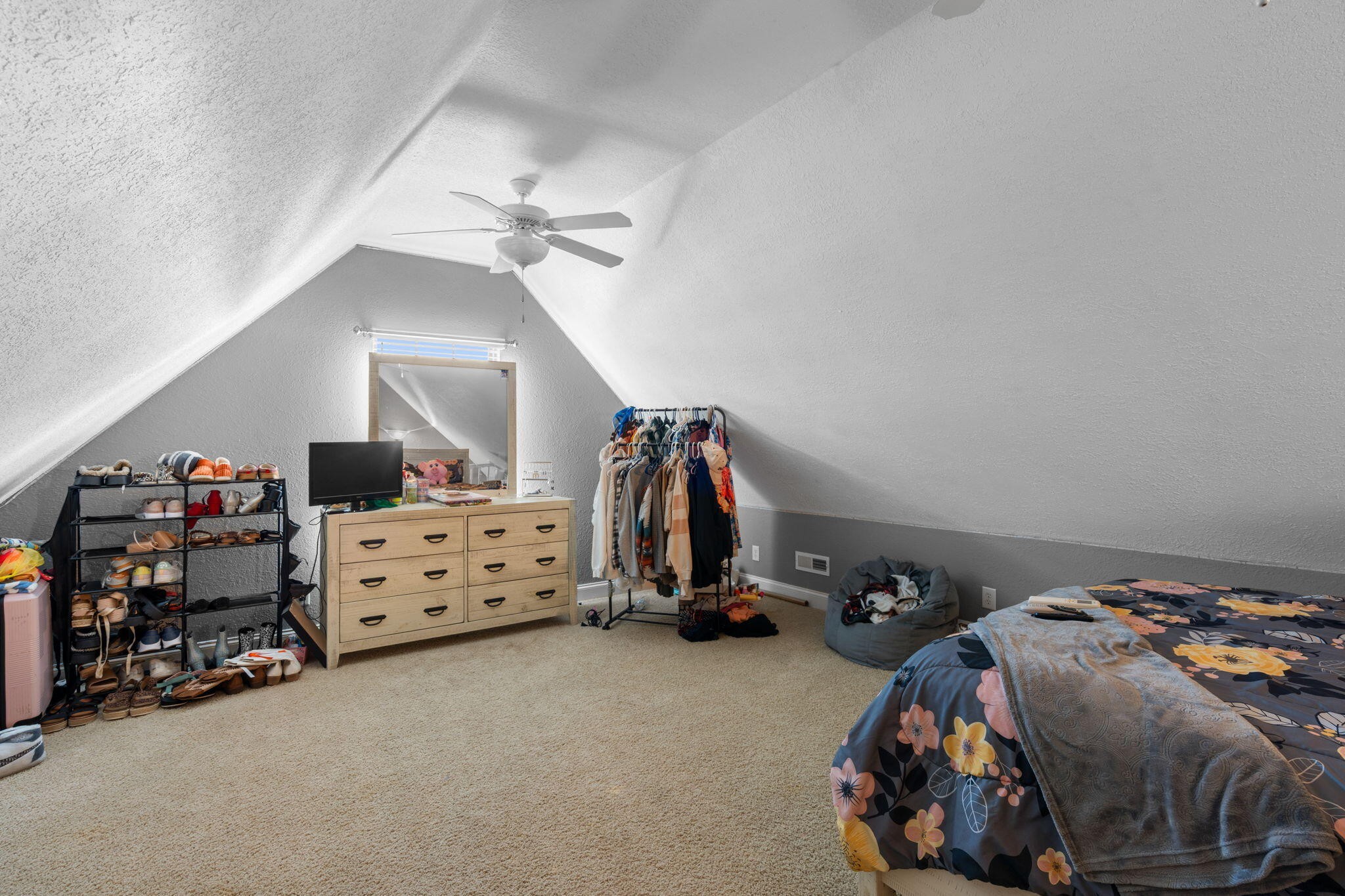 175 Stonewood Drive, Nw Property Photo 31