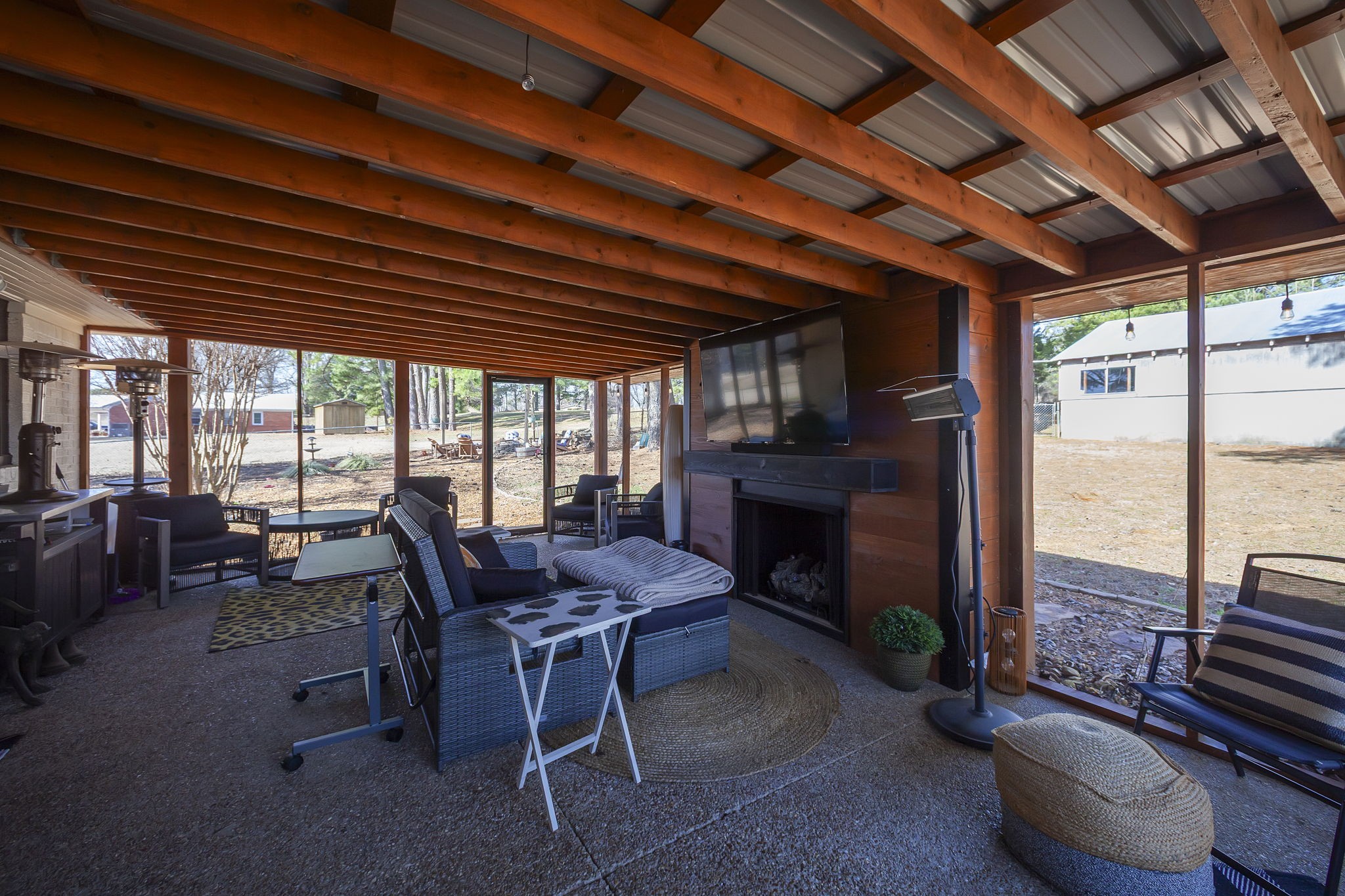21495 Highway 79 Property Photo 14
