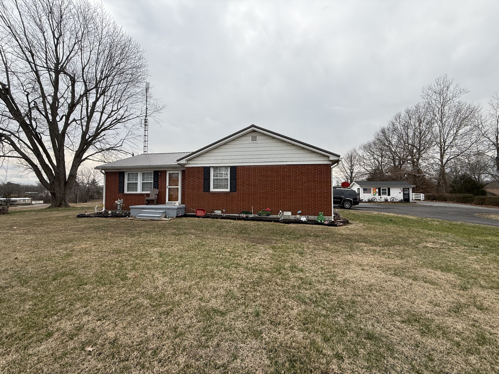 1252 State Route 176
