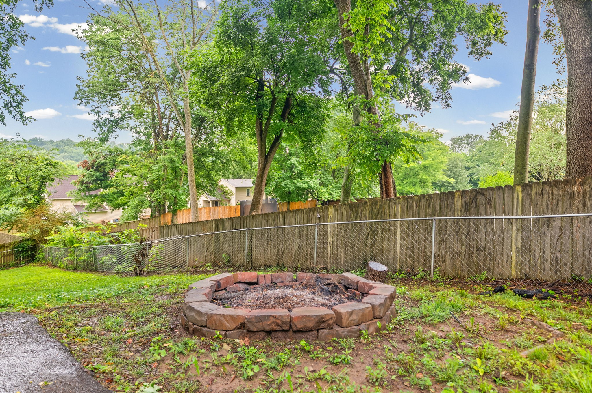 718 Jace Dr Property Photo 32