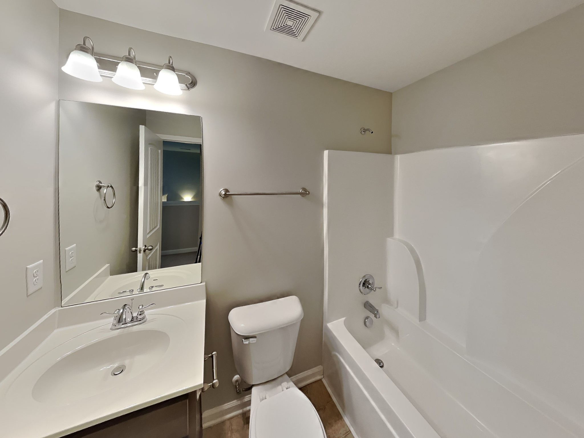 920 Beverly Ct Property Photo 13