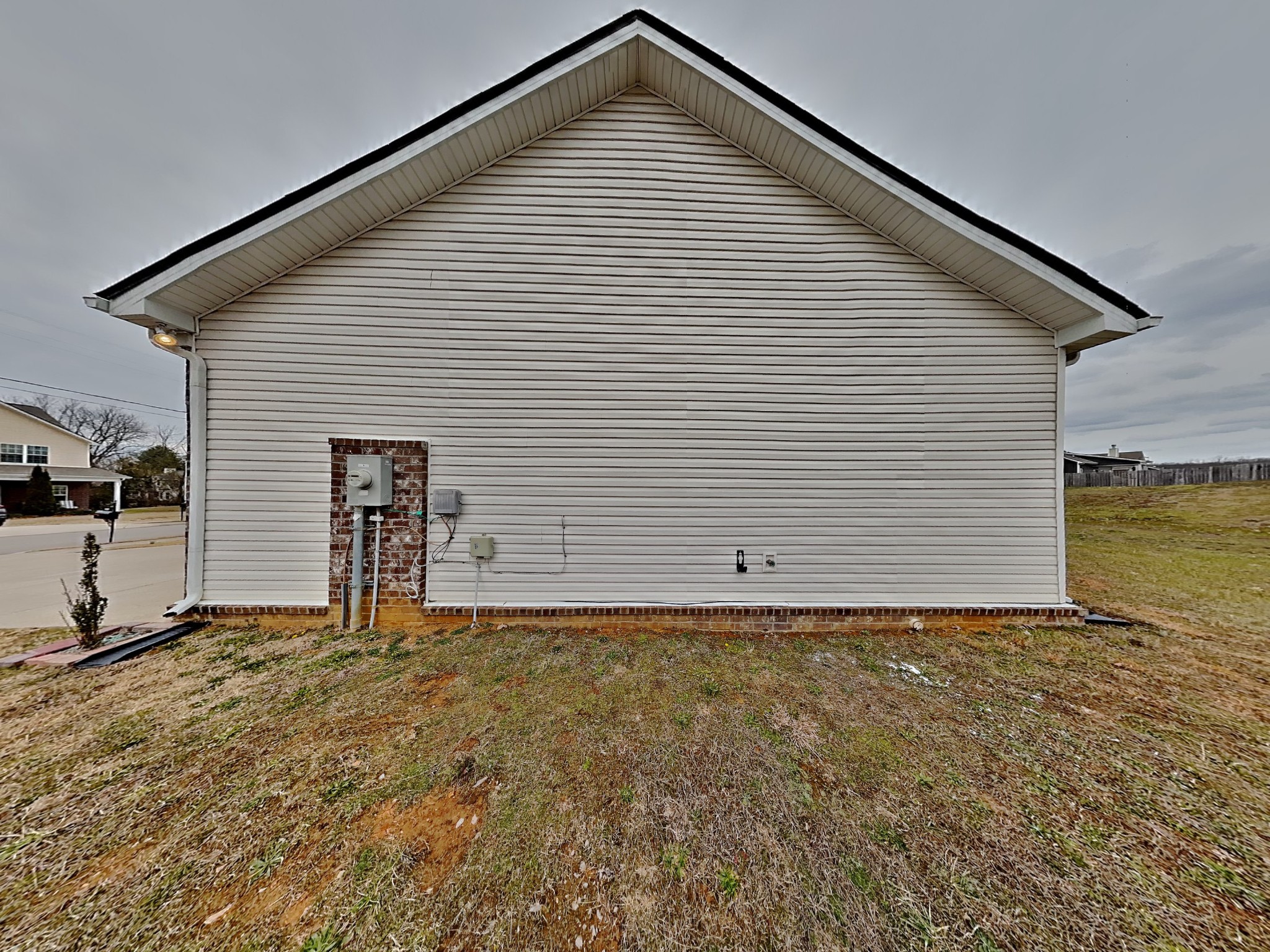 920 Beverly Ct Property Photo 16