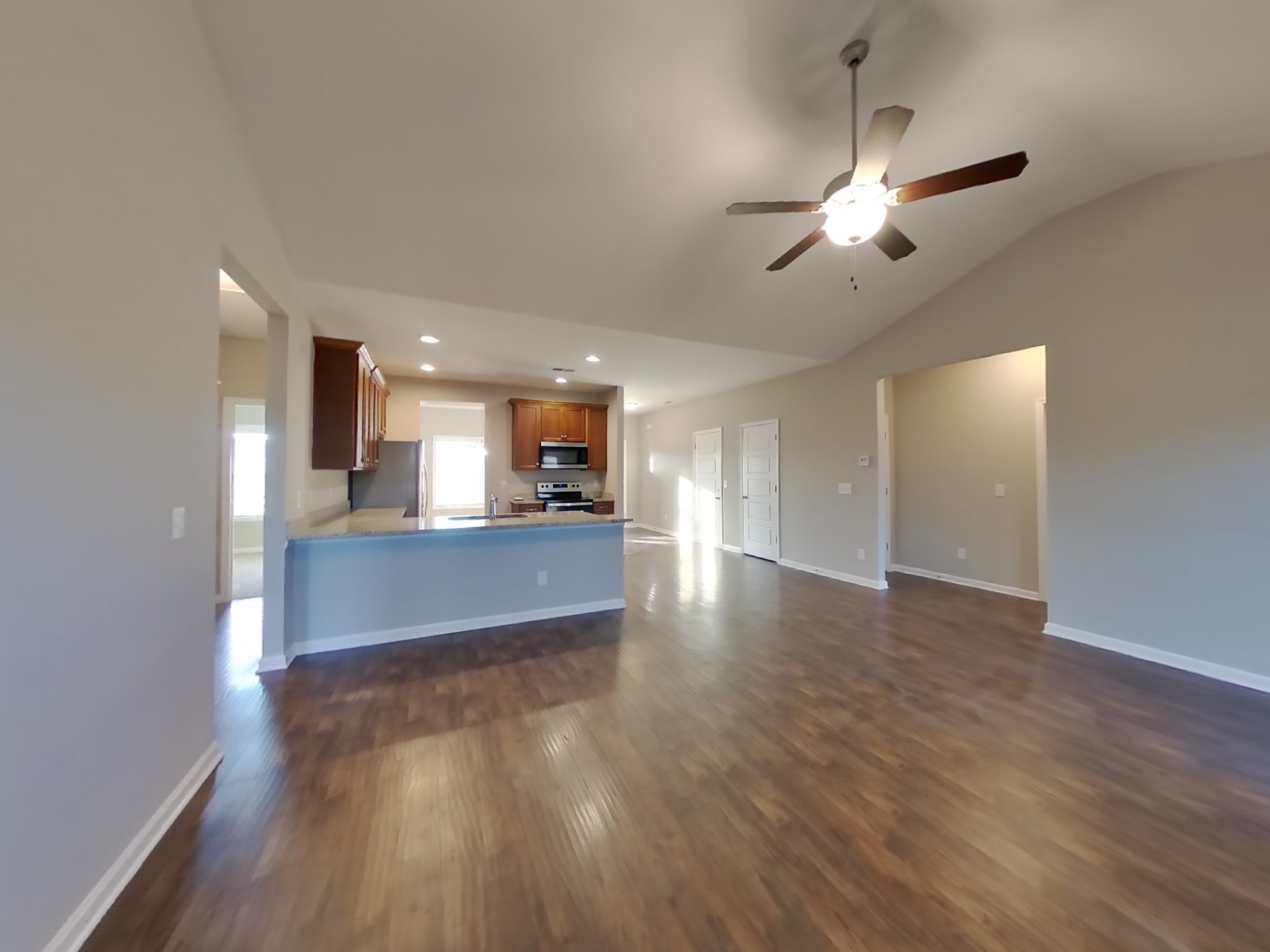 815 Ellyson Dr Property Photo 3