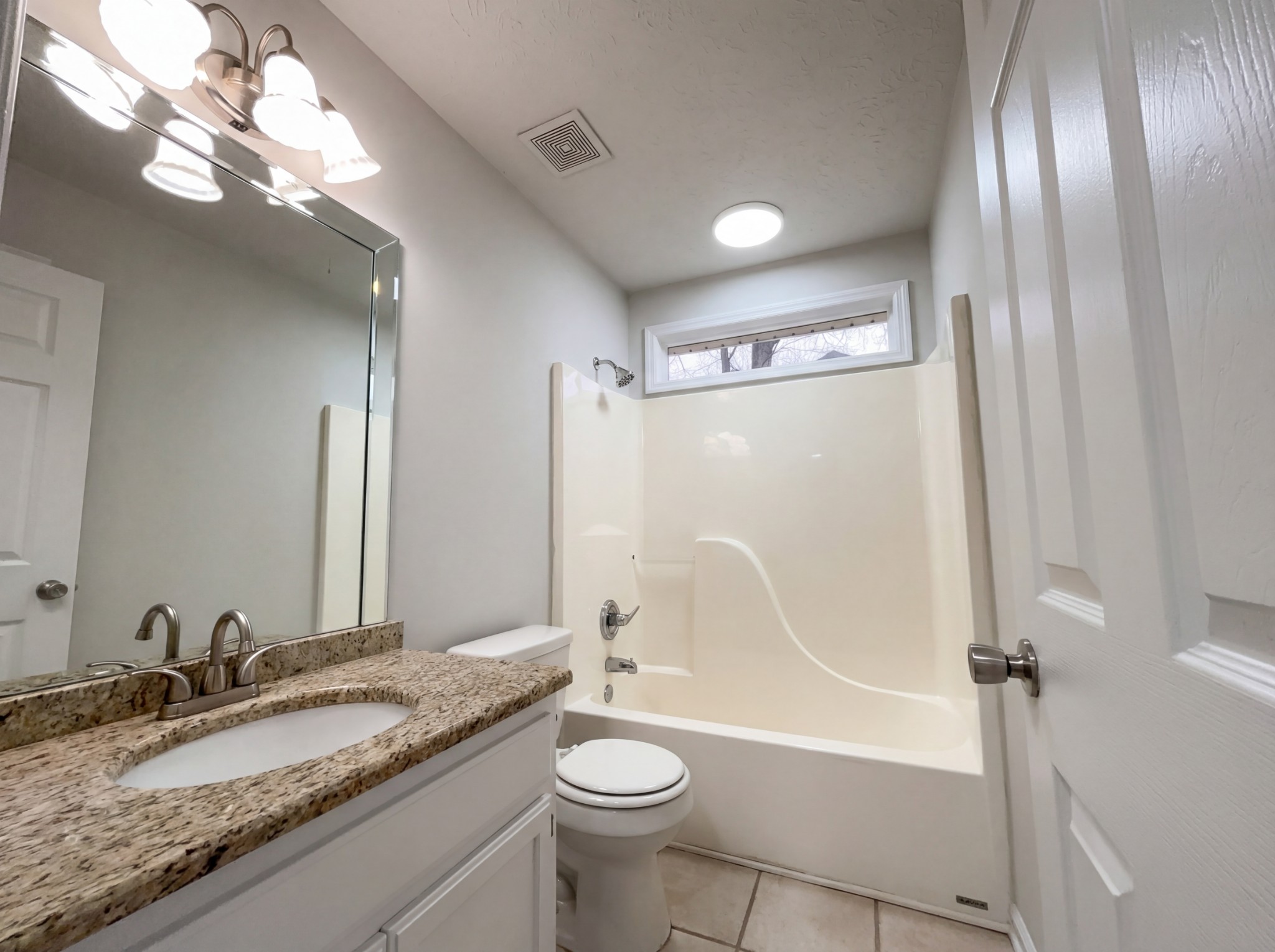 403 Buckingham Blvd Property Photo 8
