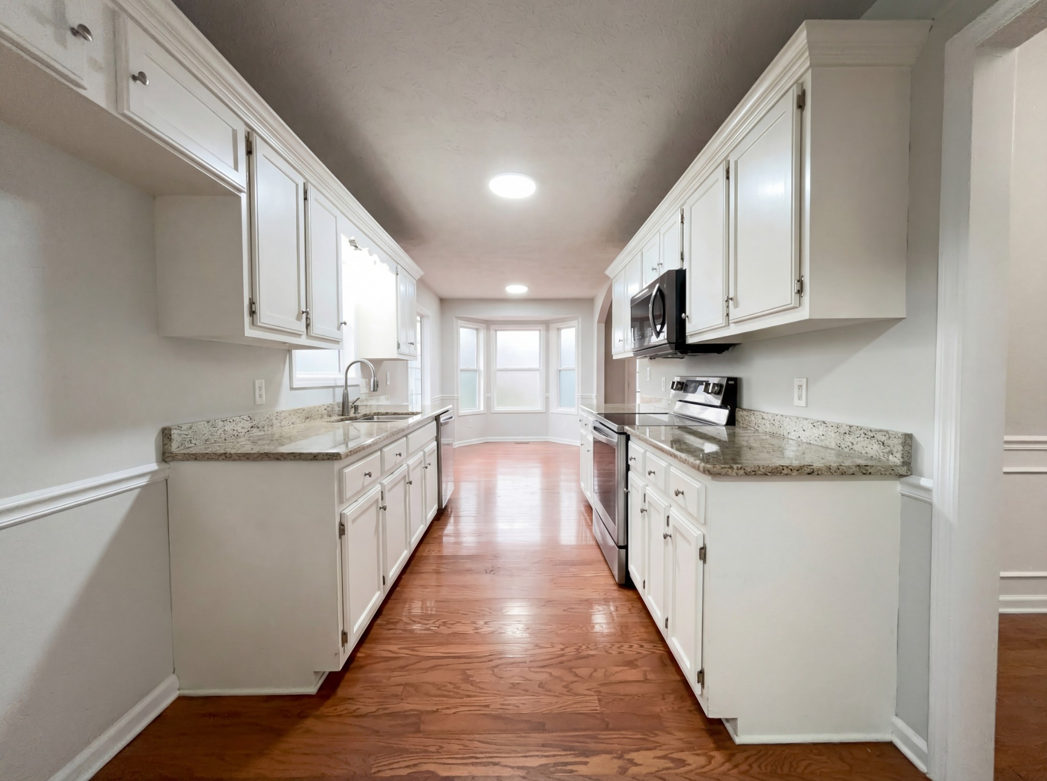 403 Buckingham Blvd Property Photo 10