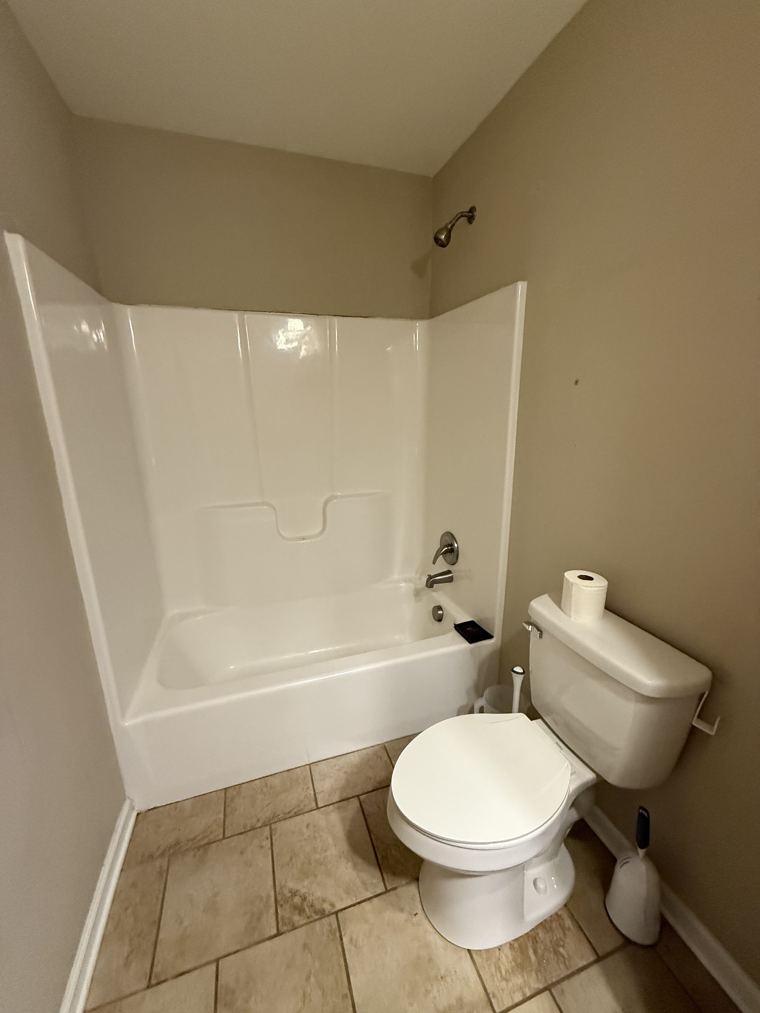 805 E Grizzard St Property Photo 10