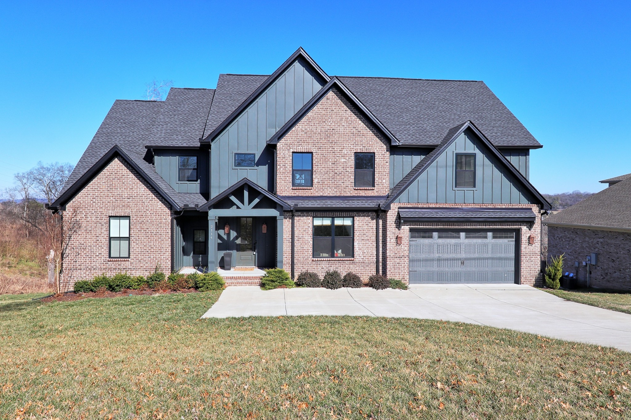 2114 Alpine Dr Property Photo 1