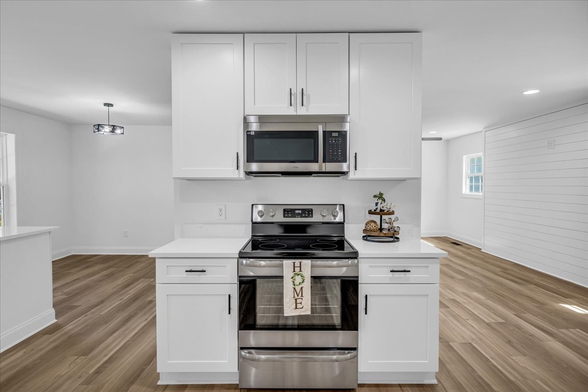 208 Bragg Cir Property Photo 18