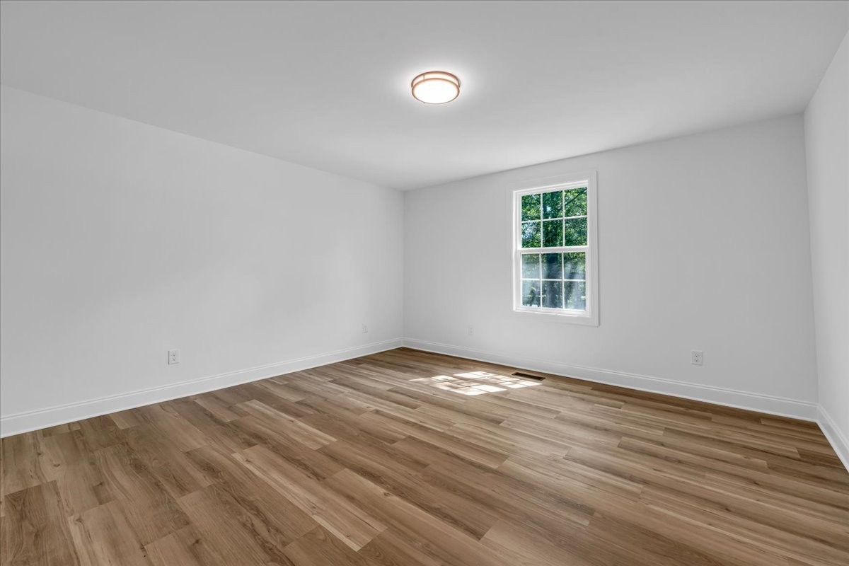 208 Bragg Cir Property Photo 35