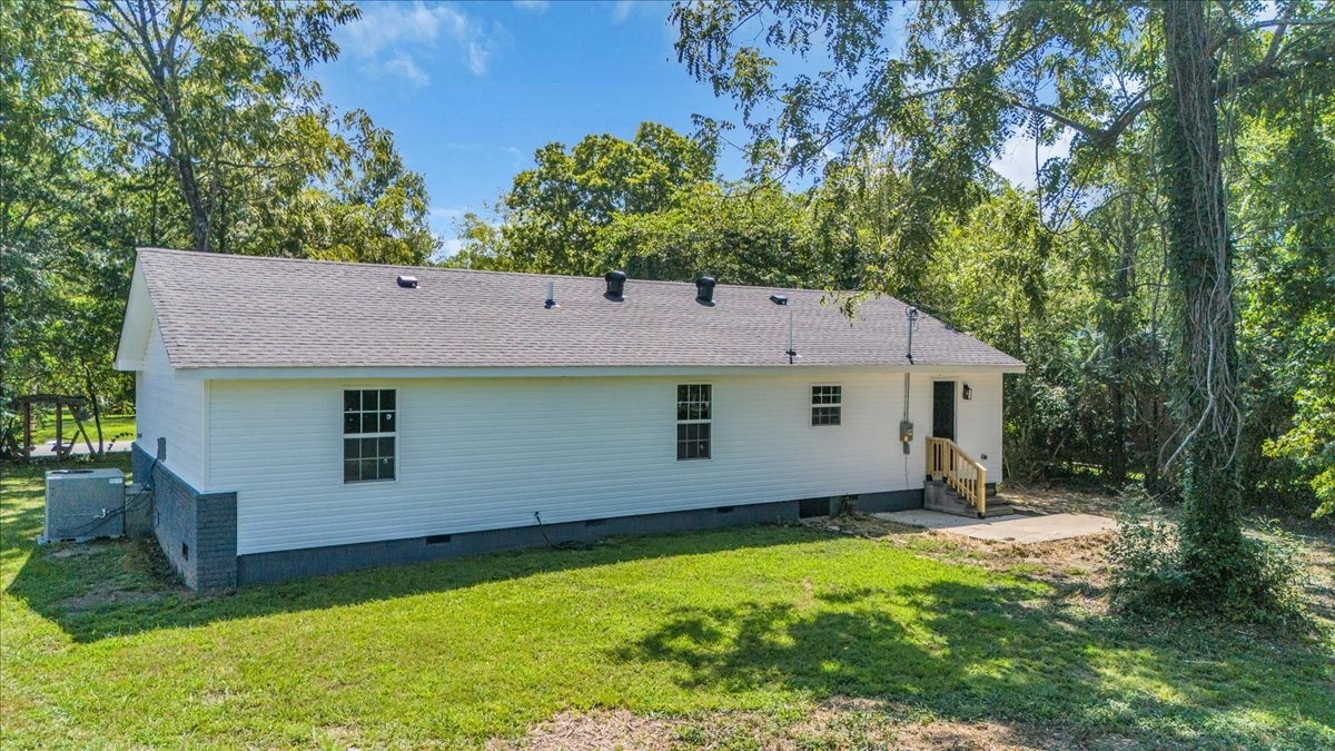 208 Bragg Cir Property Photo 43