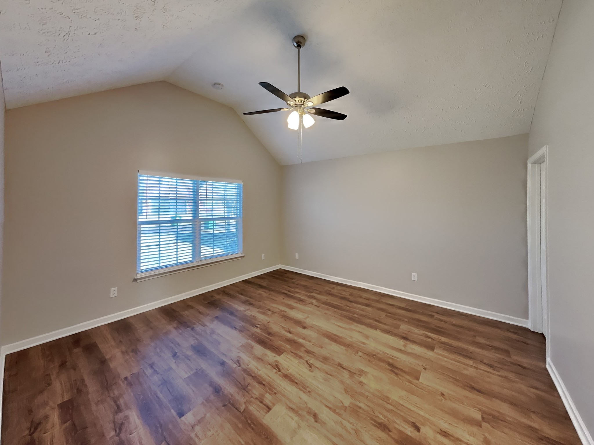 4049 Sequoia Trl Property Photo 6