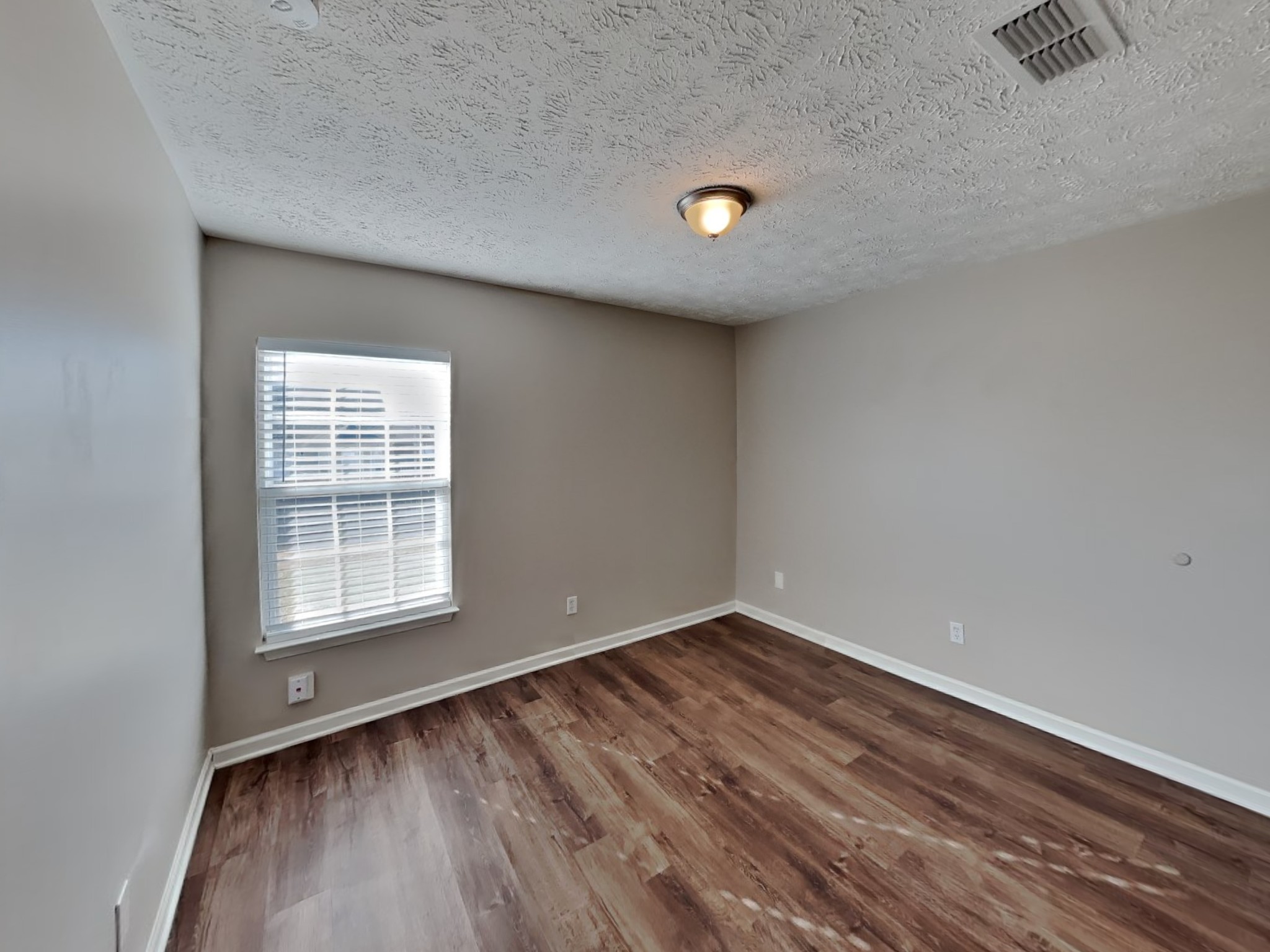 4049 Sequoia Trl Property Photo 13