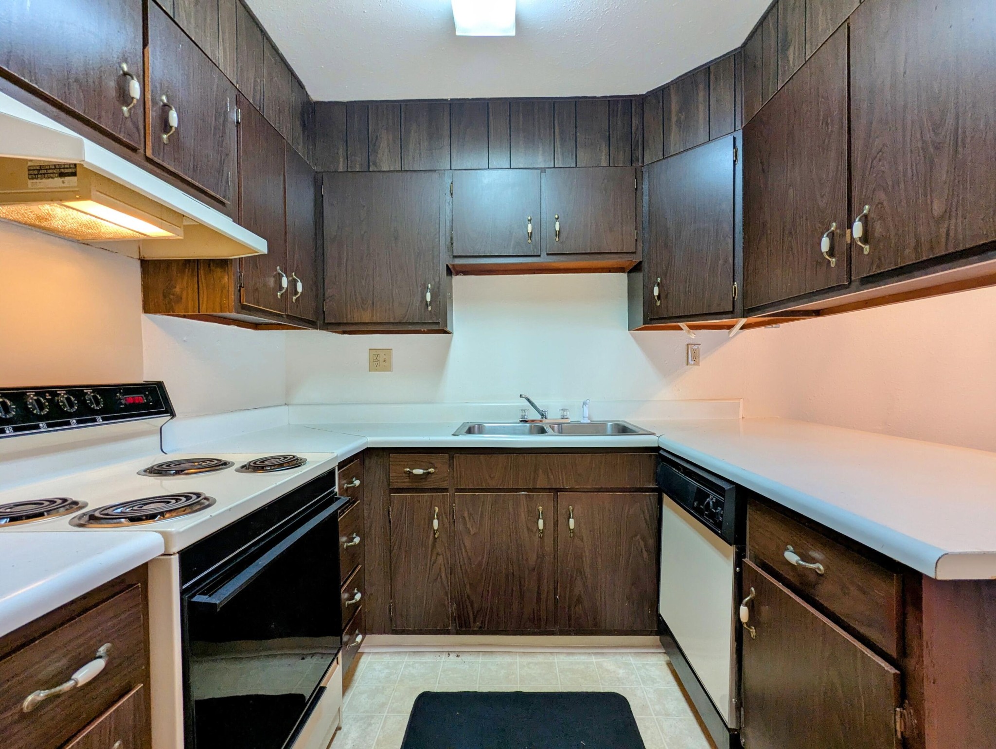900 Mountain Creek Road Property Photo 6