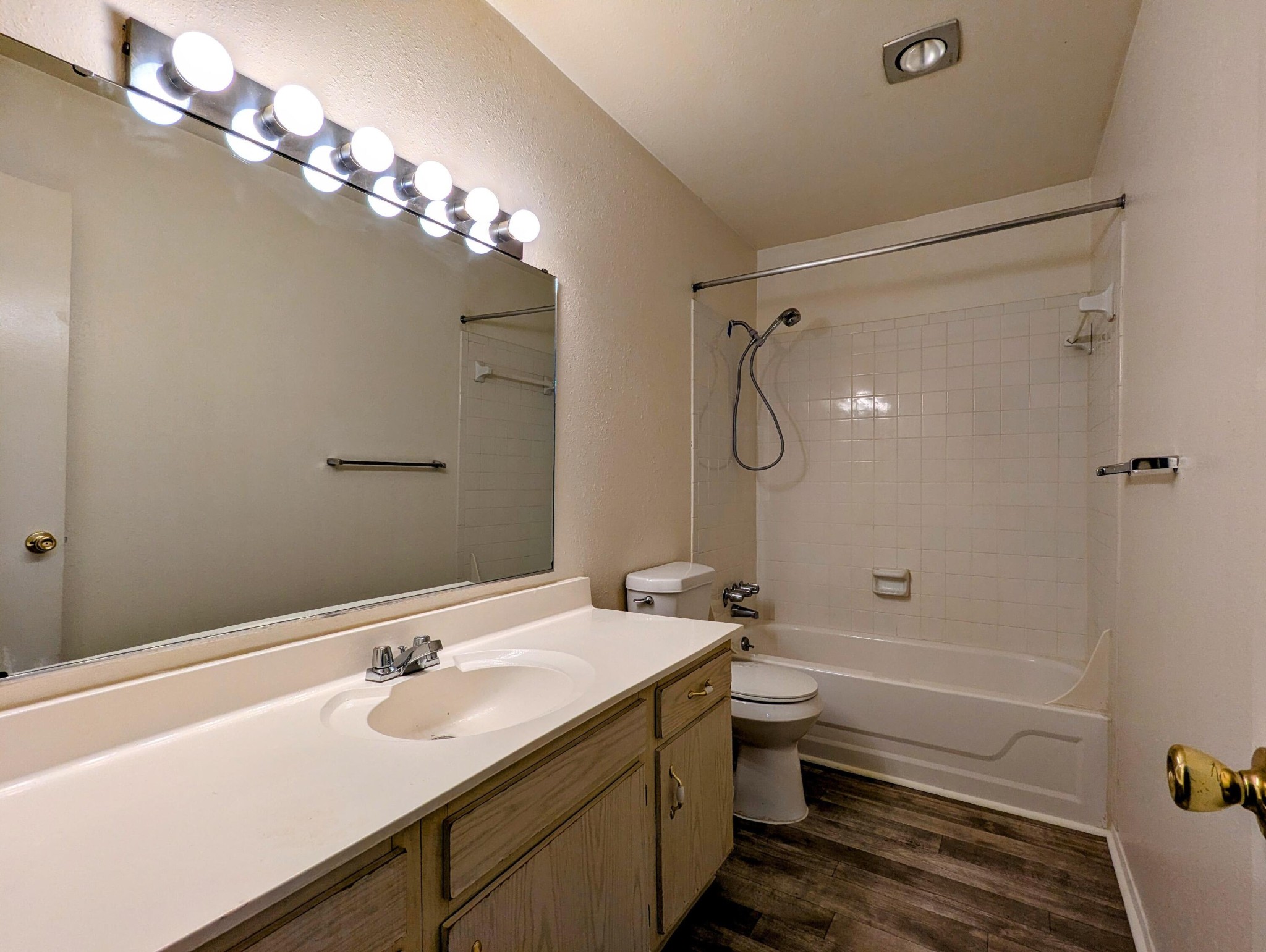 900 Mountain Creek Road Property Photo 7