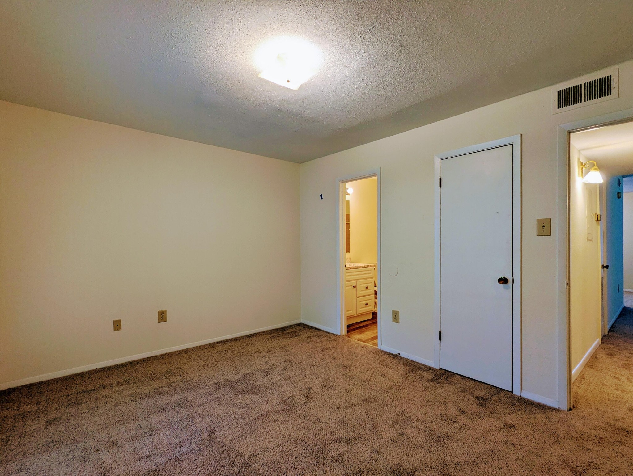 900 Mountain Creek Road Property Photo 11
