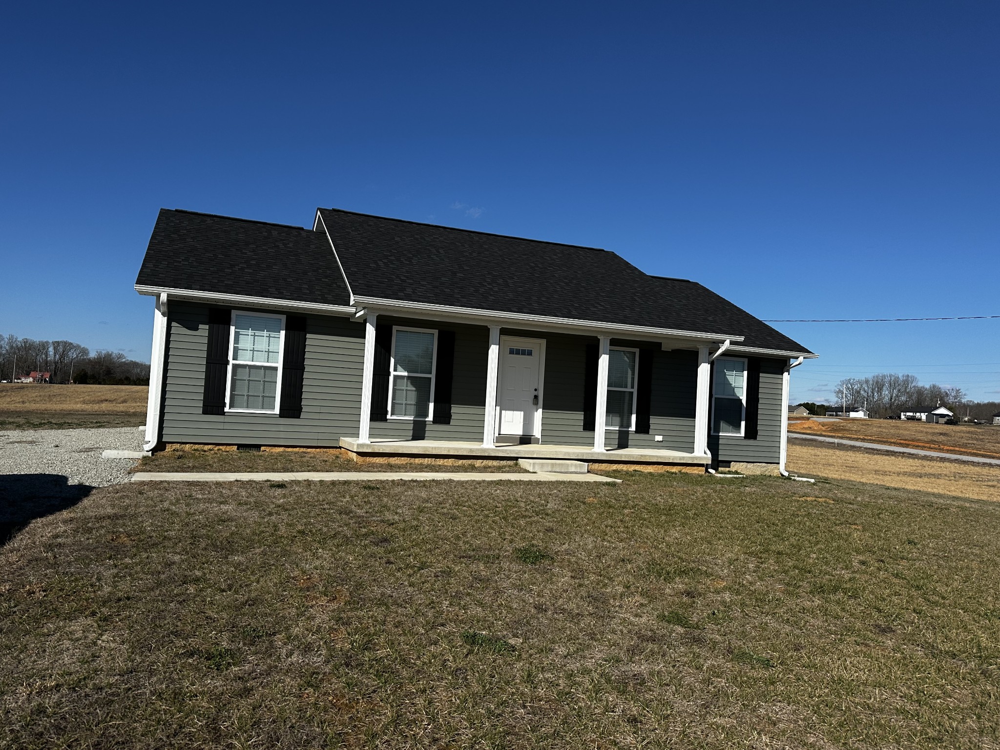 24 Henkle Ln Property Photo 3