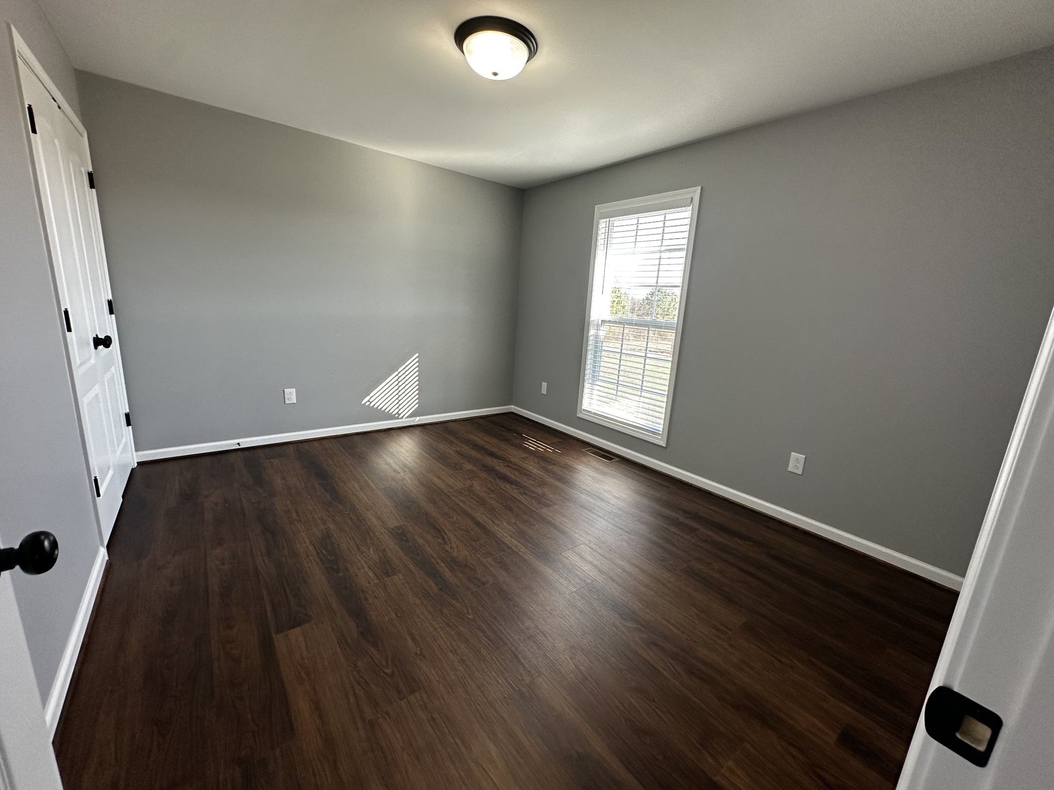 24 Henkle Ln Property Photo 11