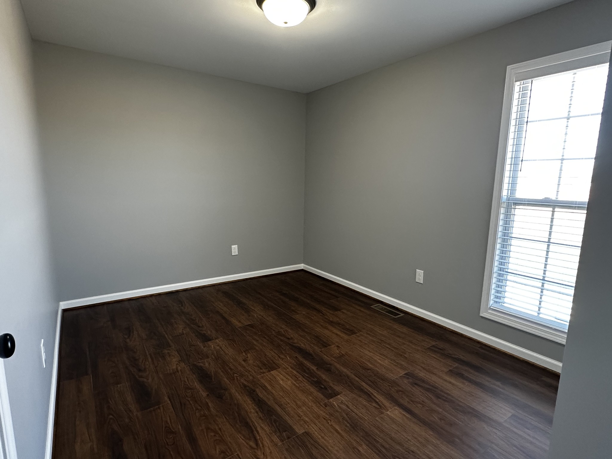 24 Henkle Ln Property Photo 14