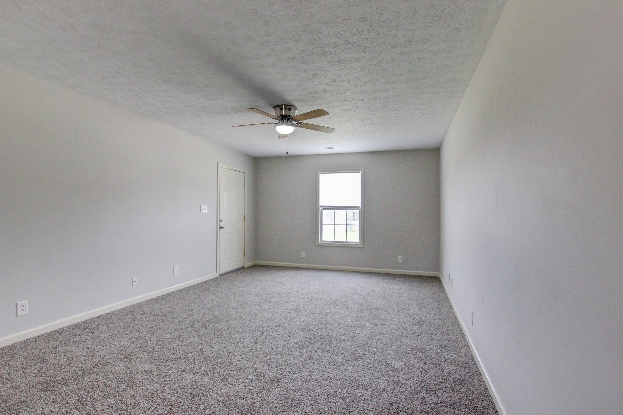209 Ruf Dr Property Photo 12