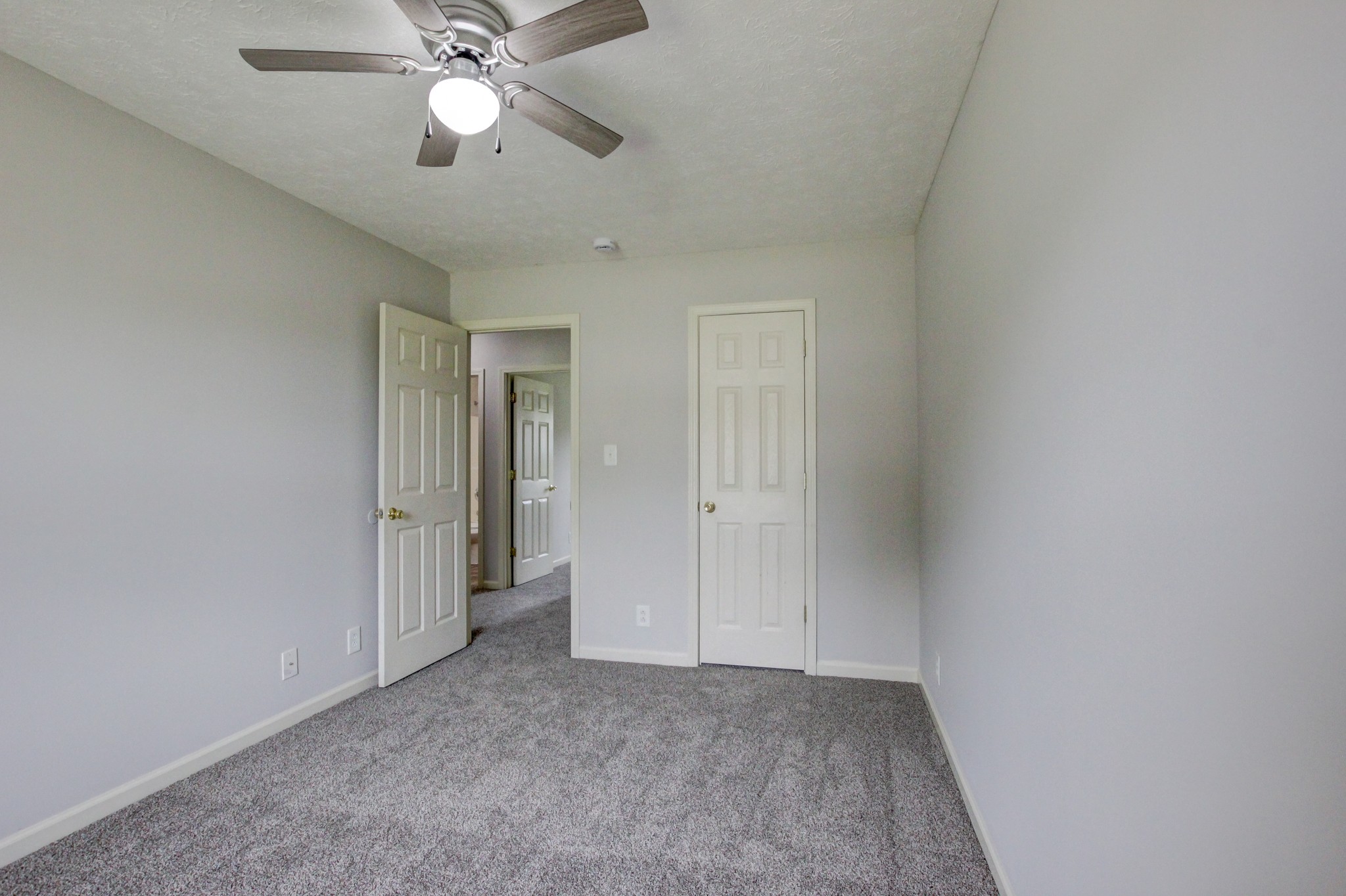 209 Ruf Dr Property Photo 18