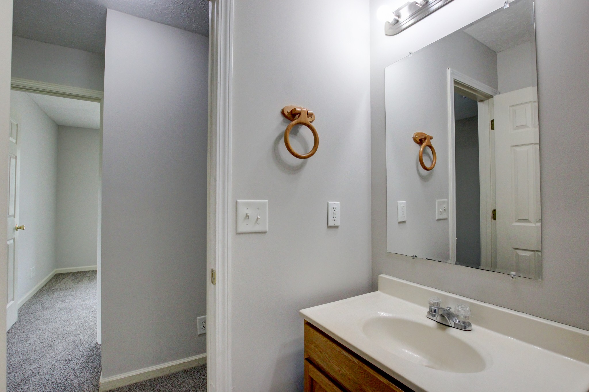 209 Ruf Dr Property Photo 21