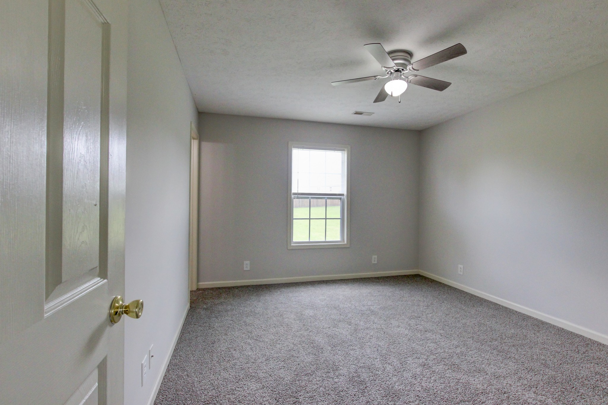 209 Ruf Dr Property Photo 24