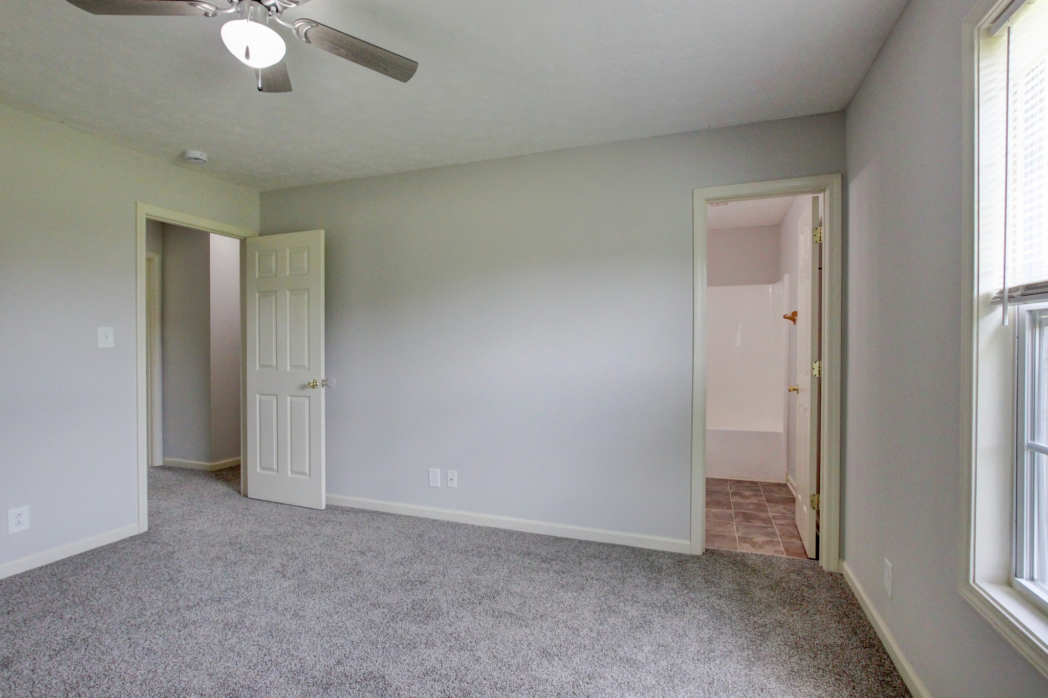 209 Ruf Dr Property Photo 26