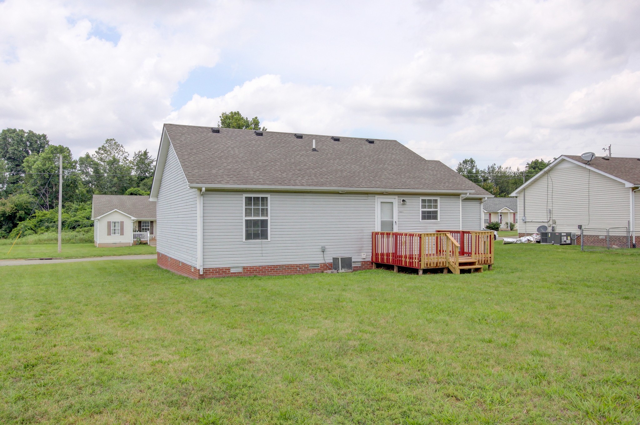 209 Ruf Dr Property Photo 27