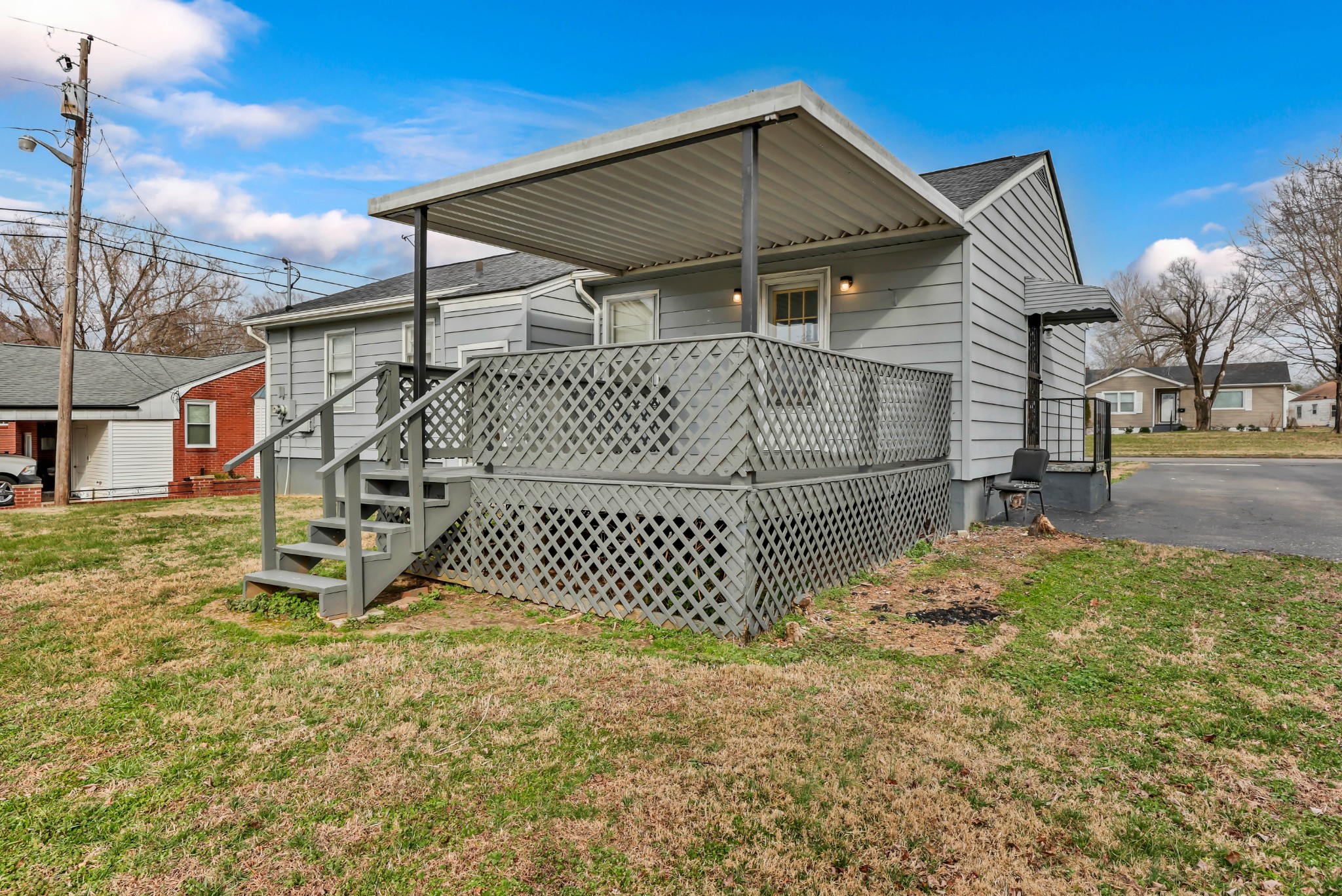 117 W Meadow Dr Property Photo 24