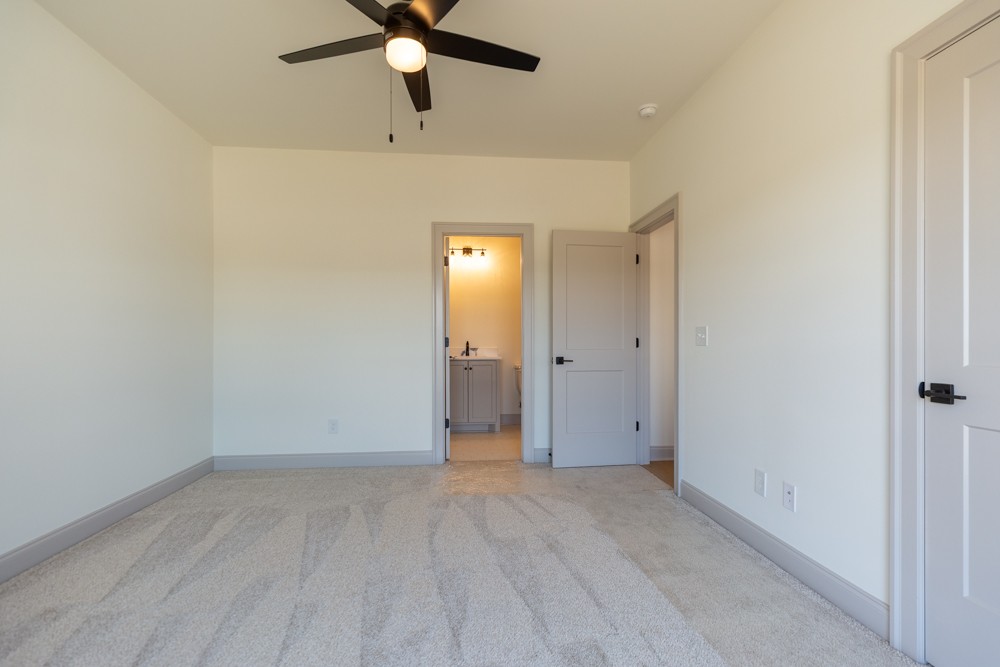 5528 Sinclair St Property Photo 26