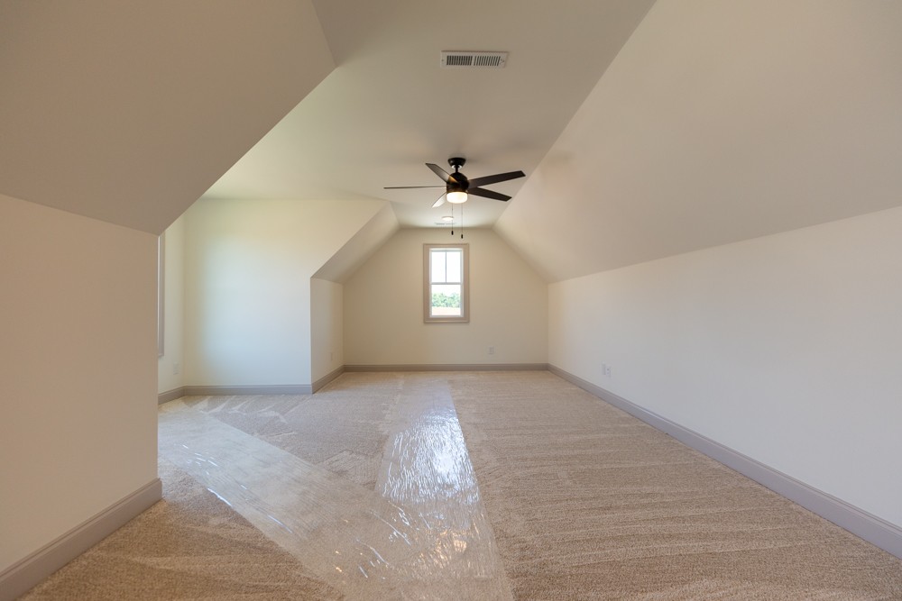 5528 Sinclair St Property Photo 34