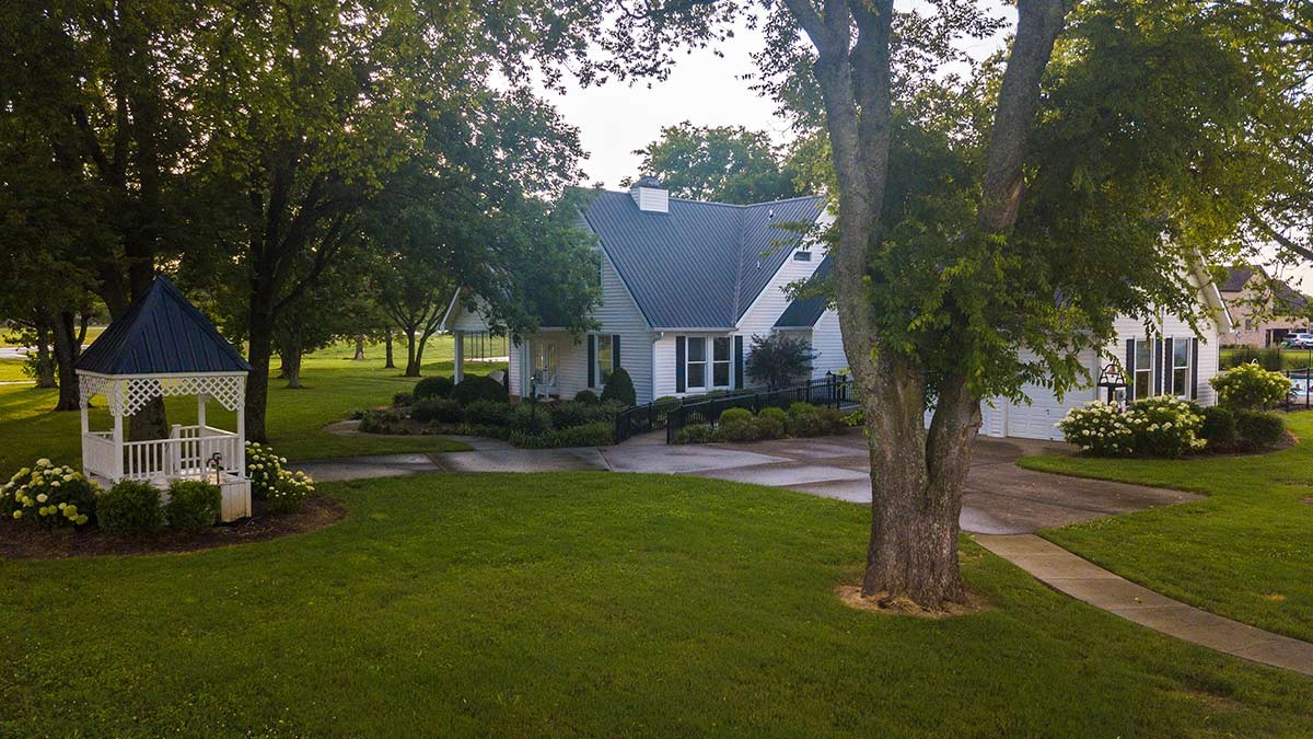 5528 Sinclair St Property Photo 53
