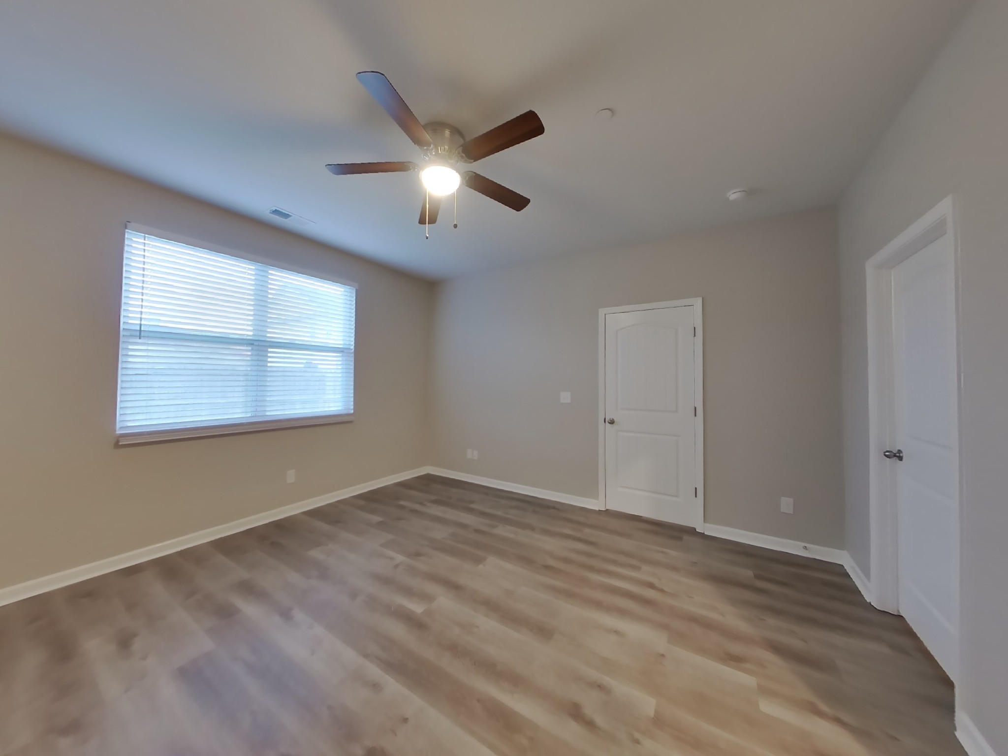 9150 War Eagles Way Property Photo 8