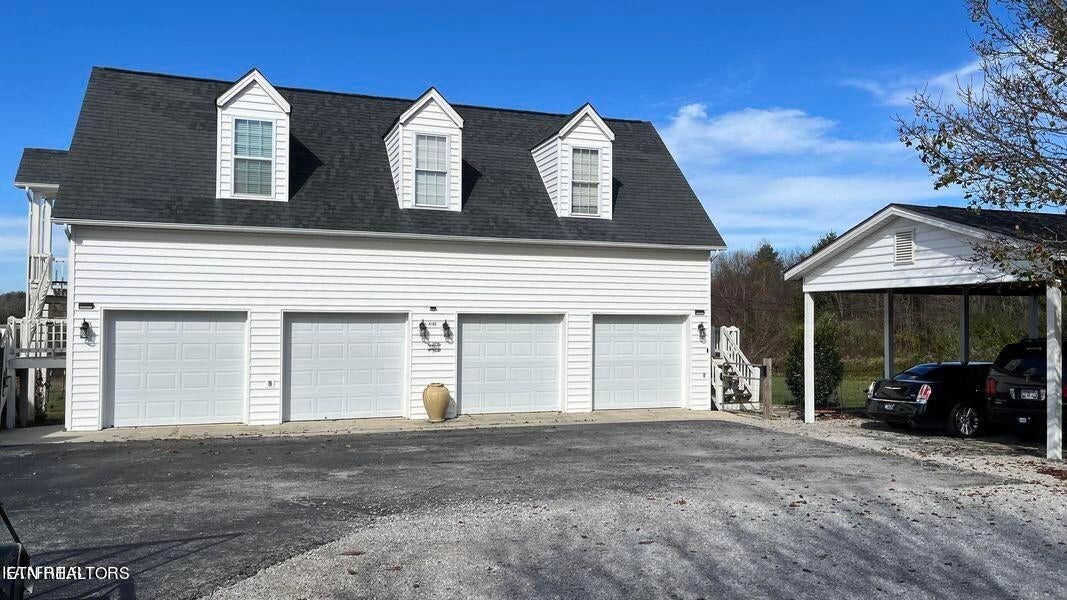 5163 Peavine Rd Property Photo 1