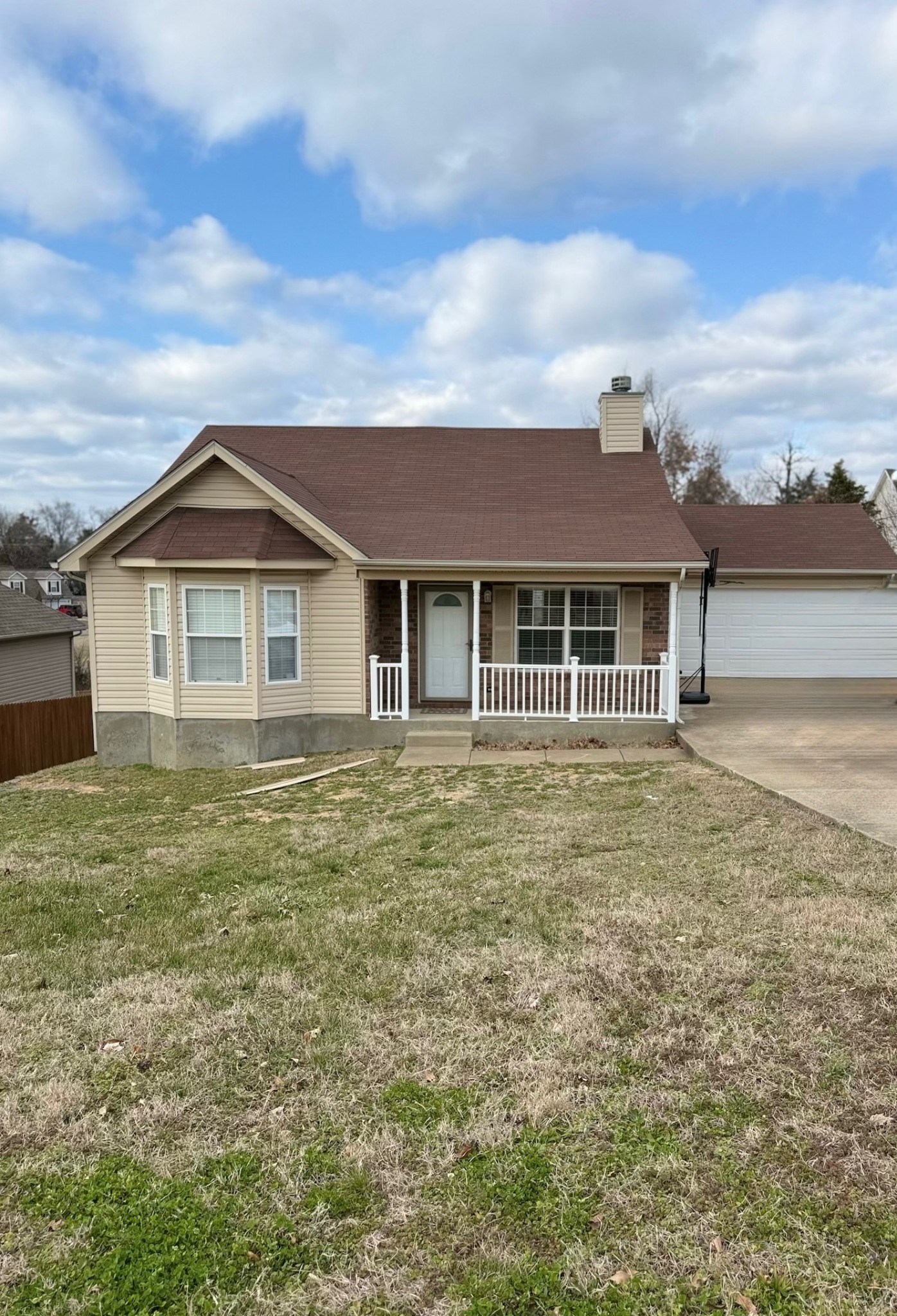105 Alice Ave Property Photo 1