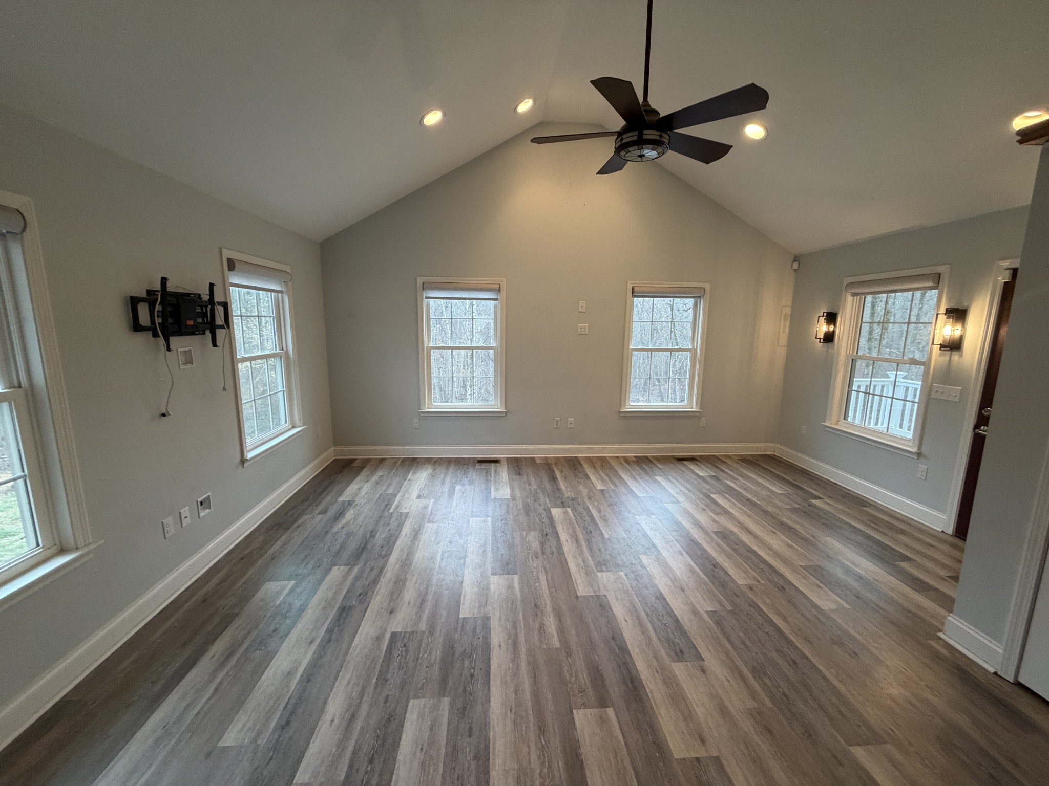 2889 Highway 230, W Property Photo 19