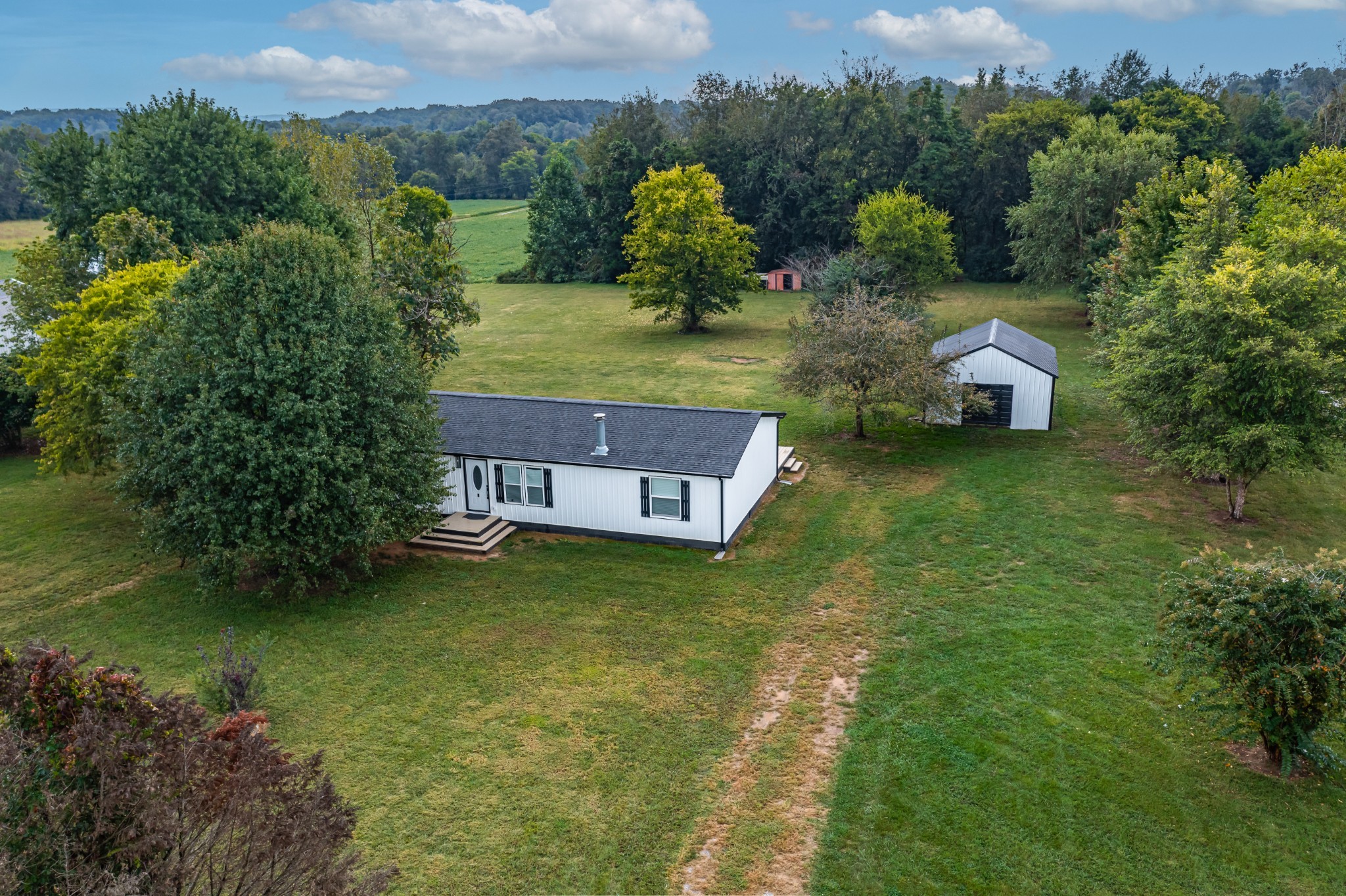 5071 Shelbyville Rd Property Photo 11
