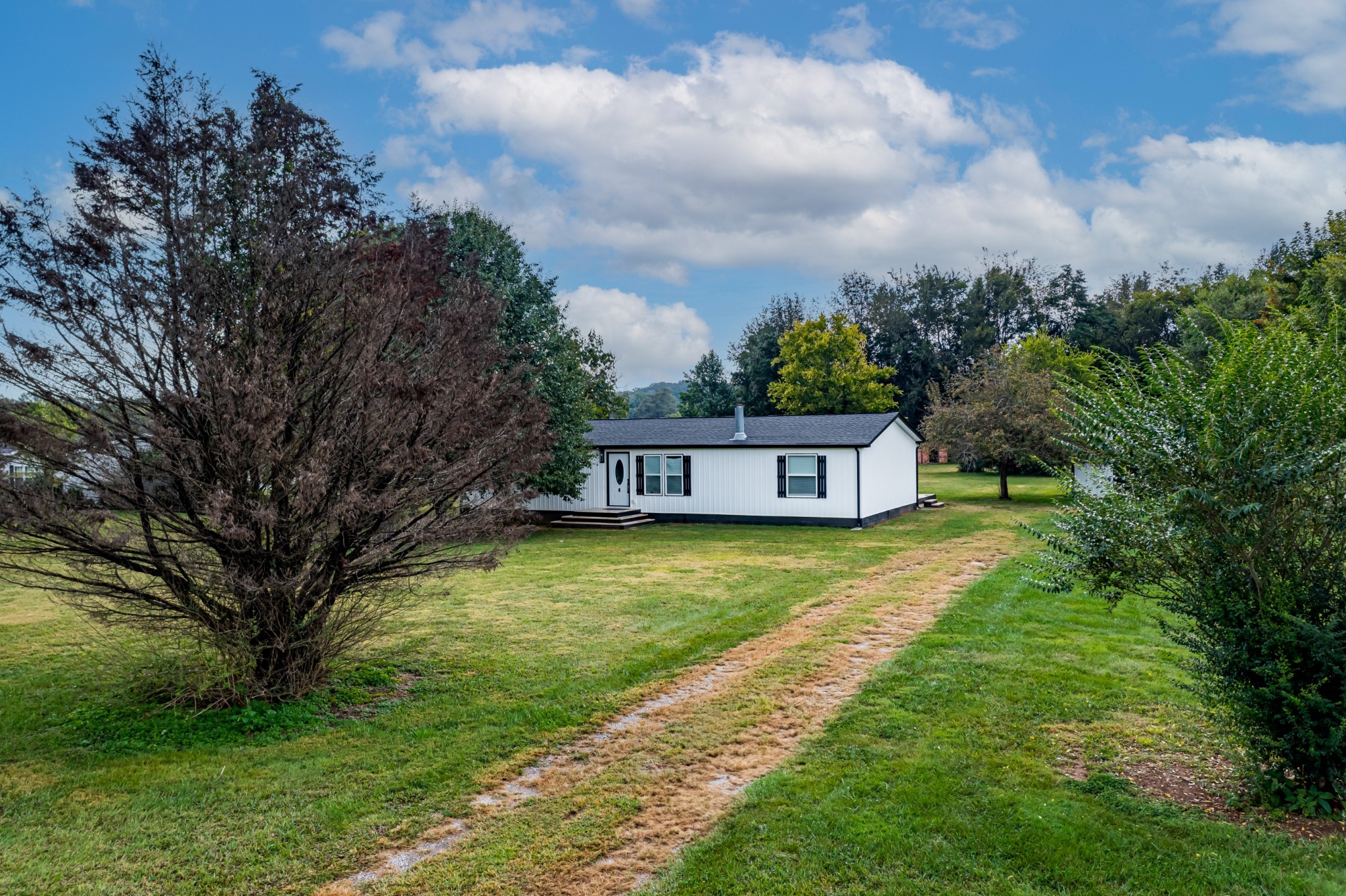 5071 Shelbyville Rd Property Photo 12