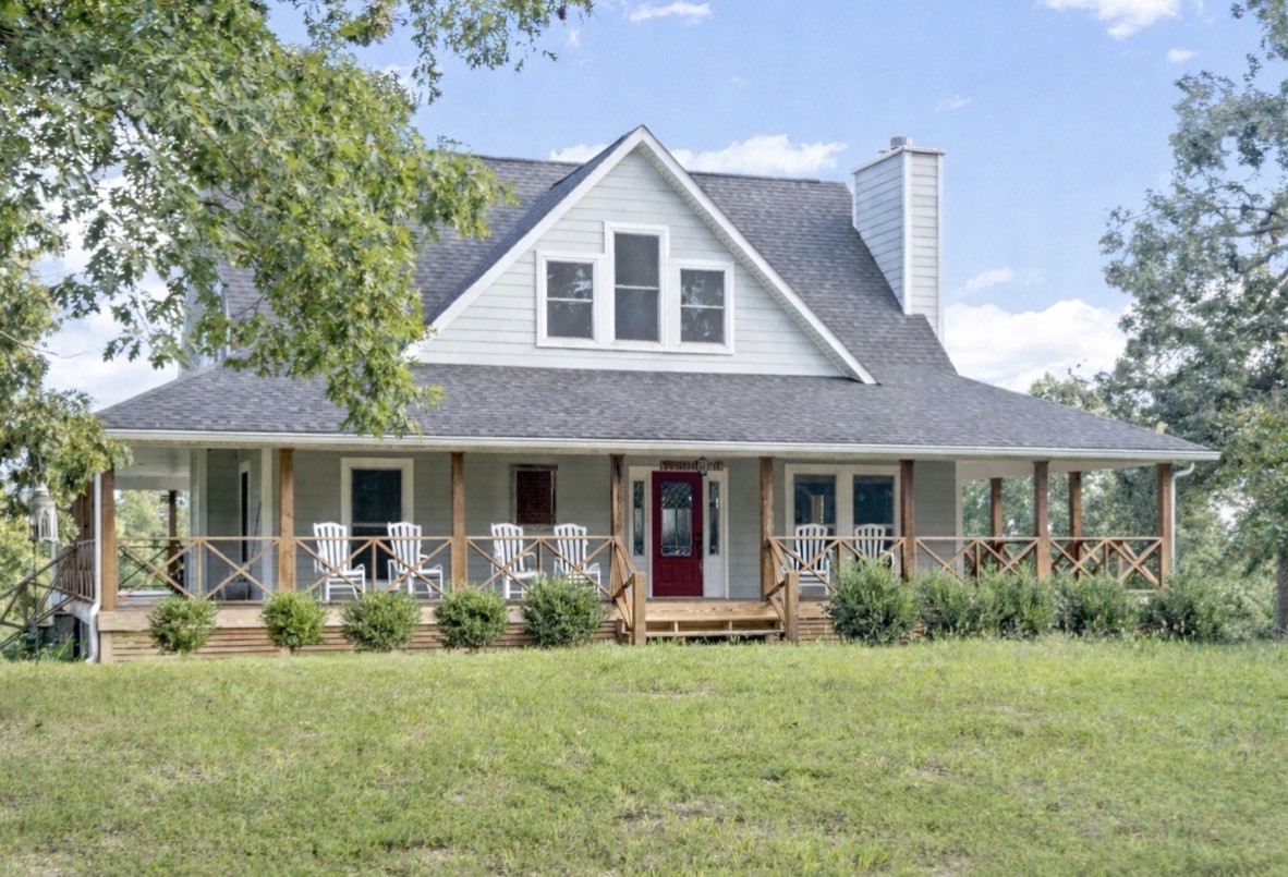 554 Hayes Ridge Rd Property Photo 1