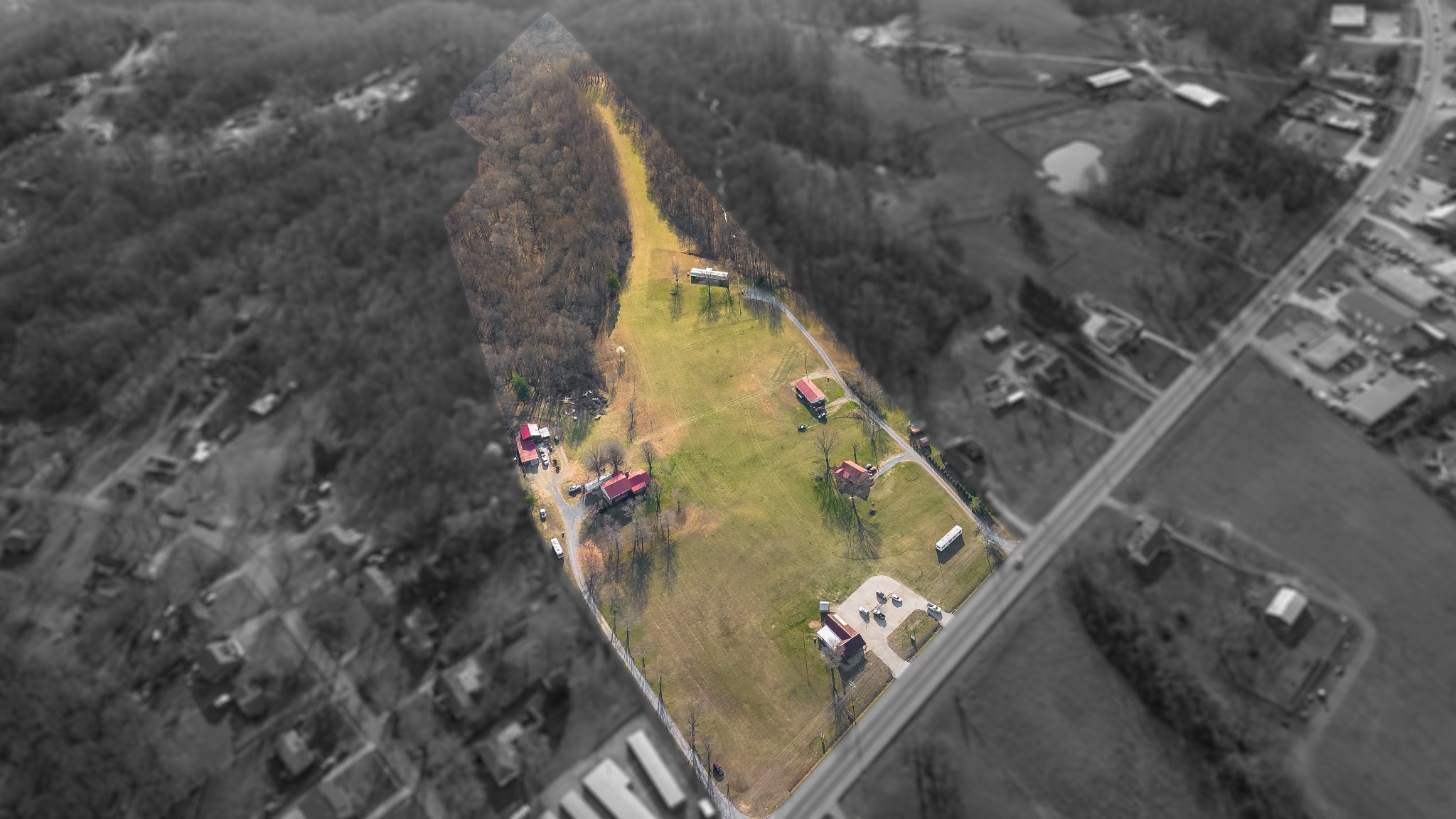 1652 Highway 31, W Property Photo 1