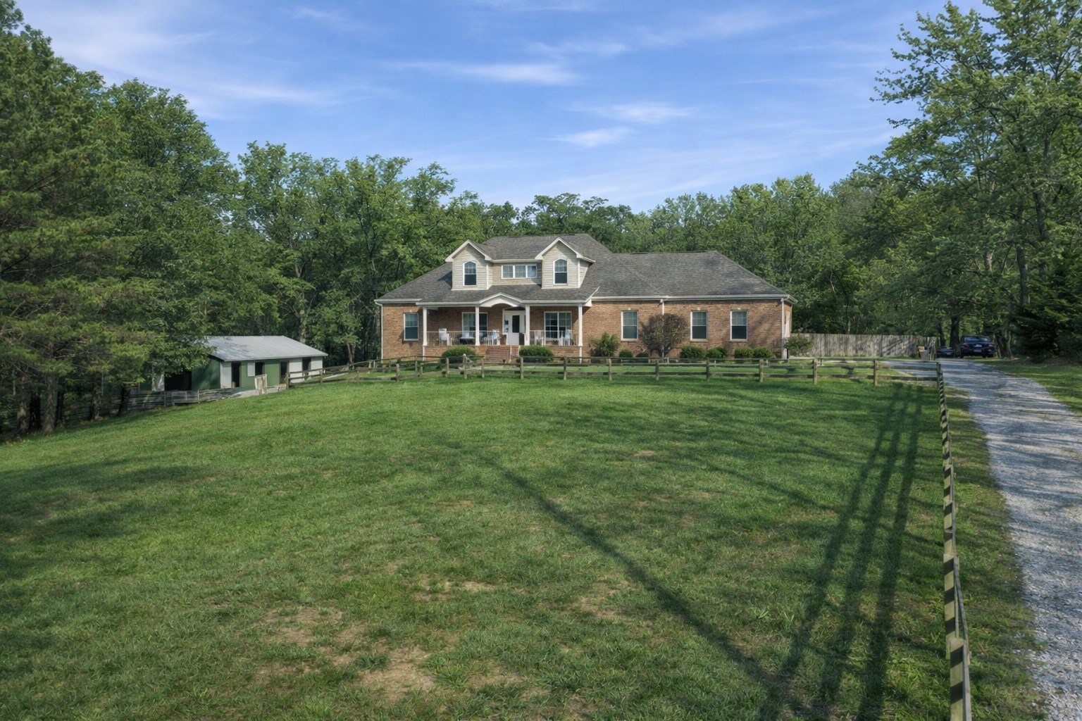 135 Vols Ln Property Photo 1