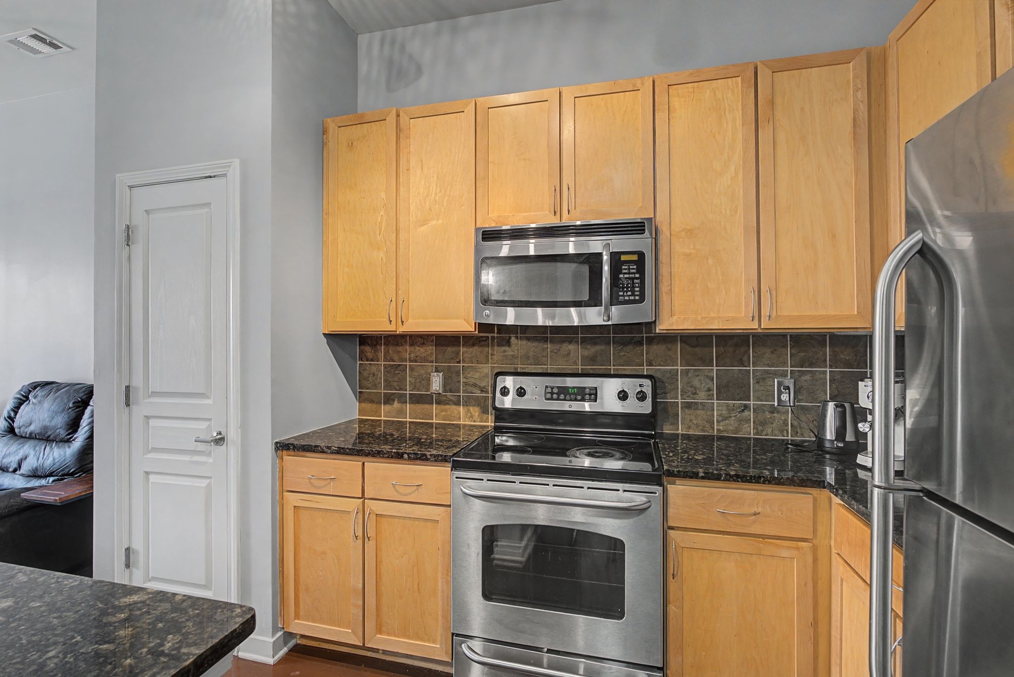 3000 Vanderbilt Pl Property Photo 9