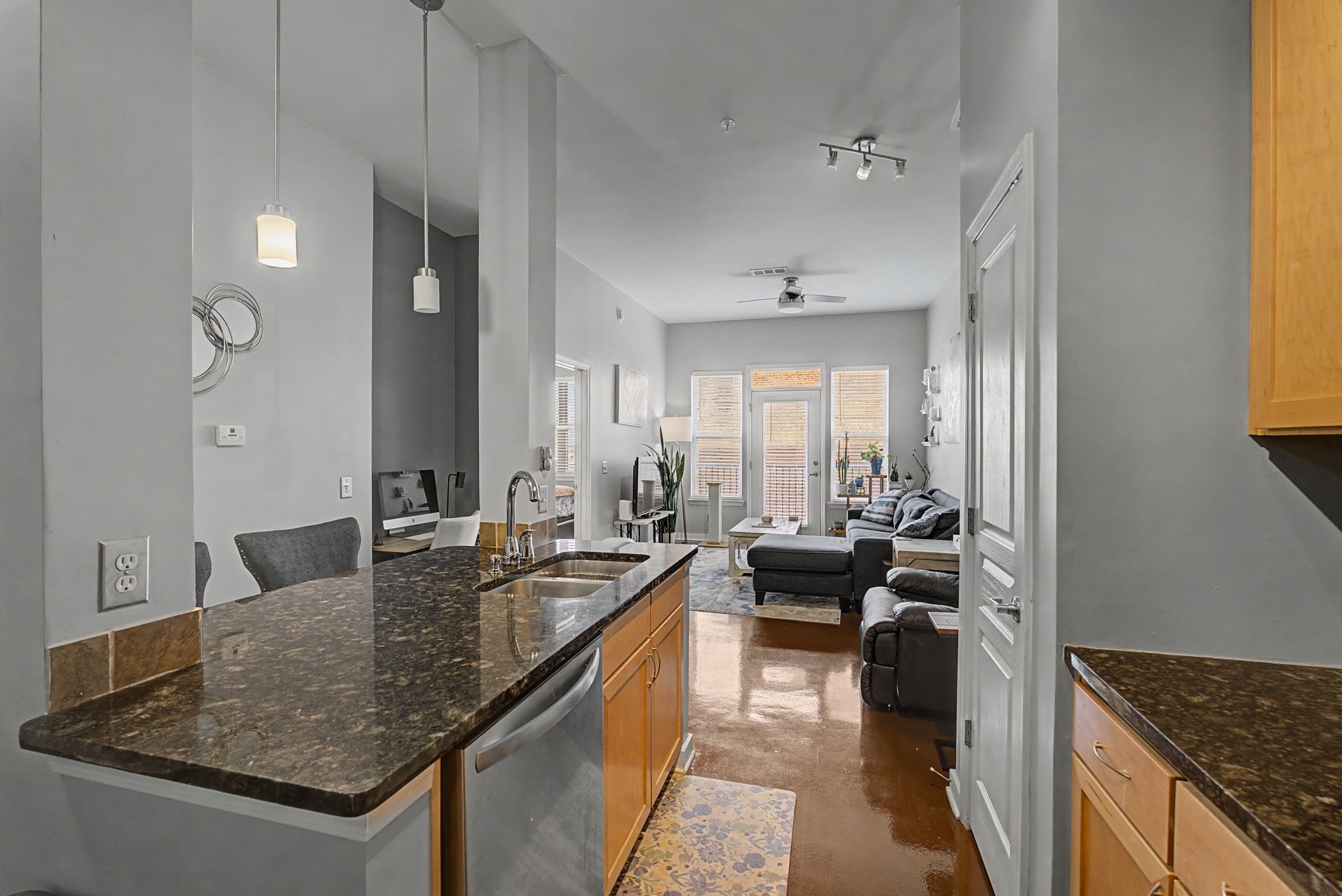 3000 Vanderbilt Pl Property Photo 10